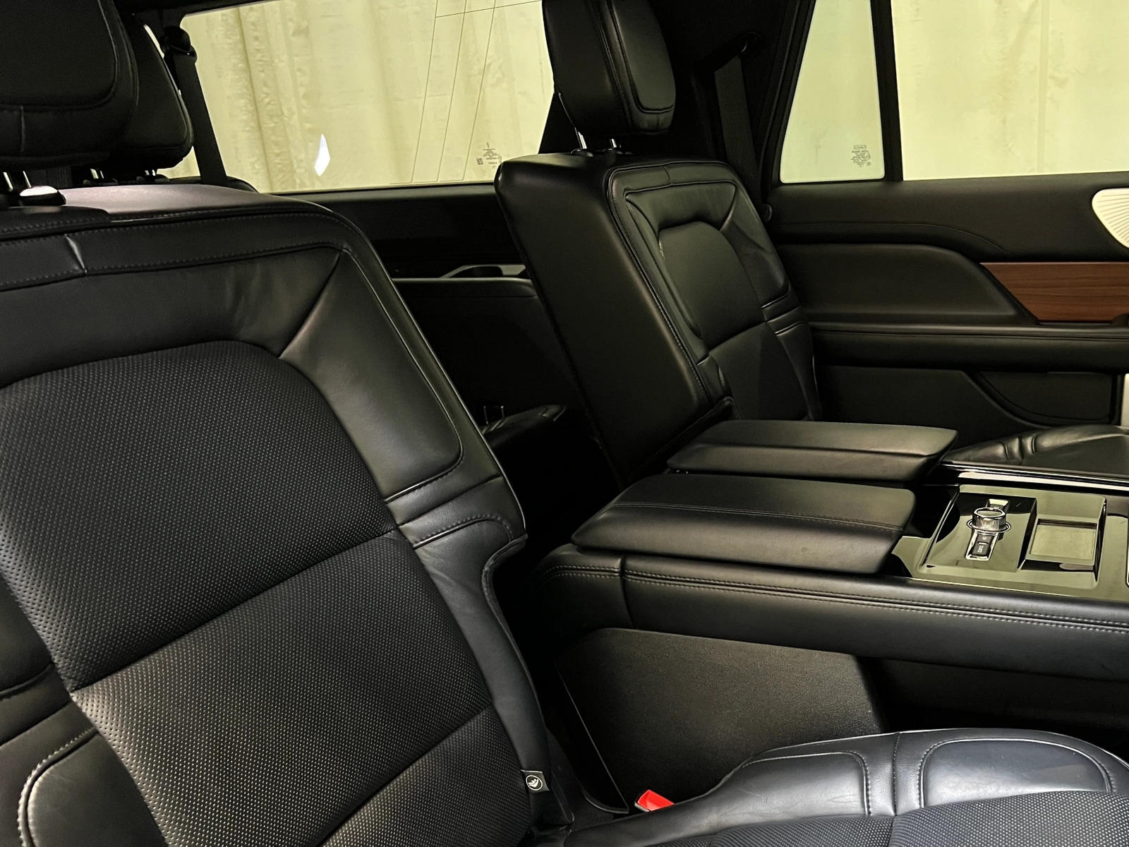 Thumbnail: 2019 Lincoln Navigator L - 5