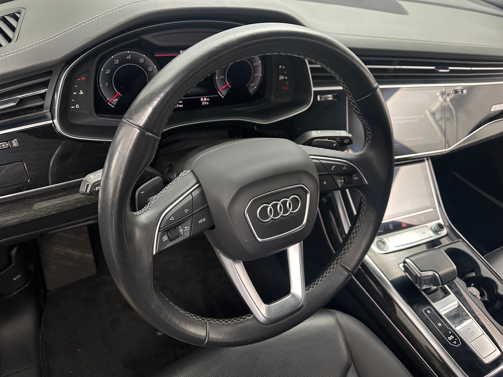Thumbnail: 2021 Audi Q8 - 4