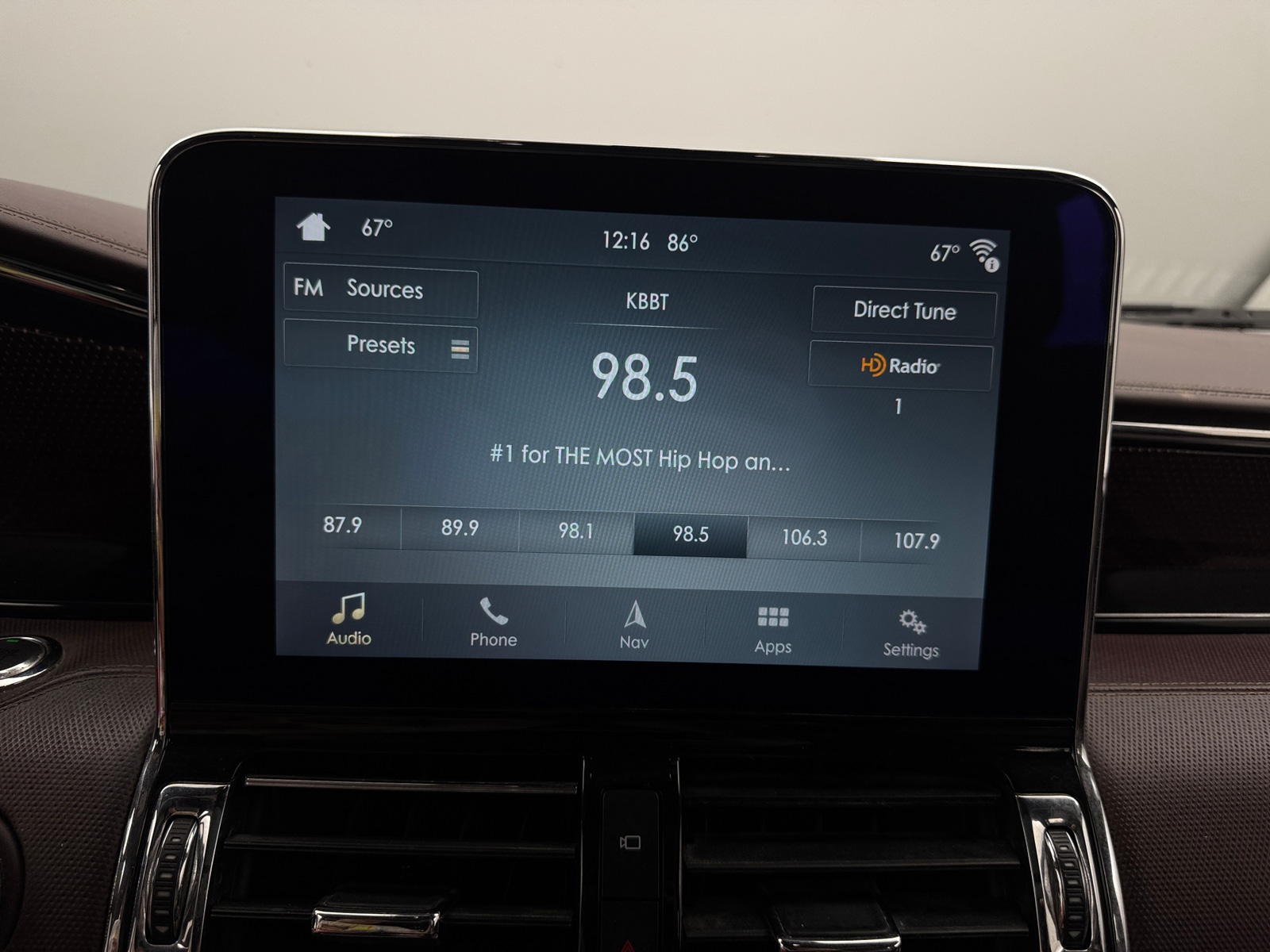 Thumbnail: 2019 Lincoln Navigator L - 3