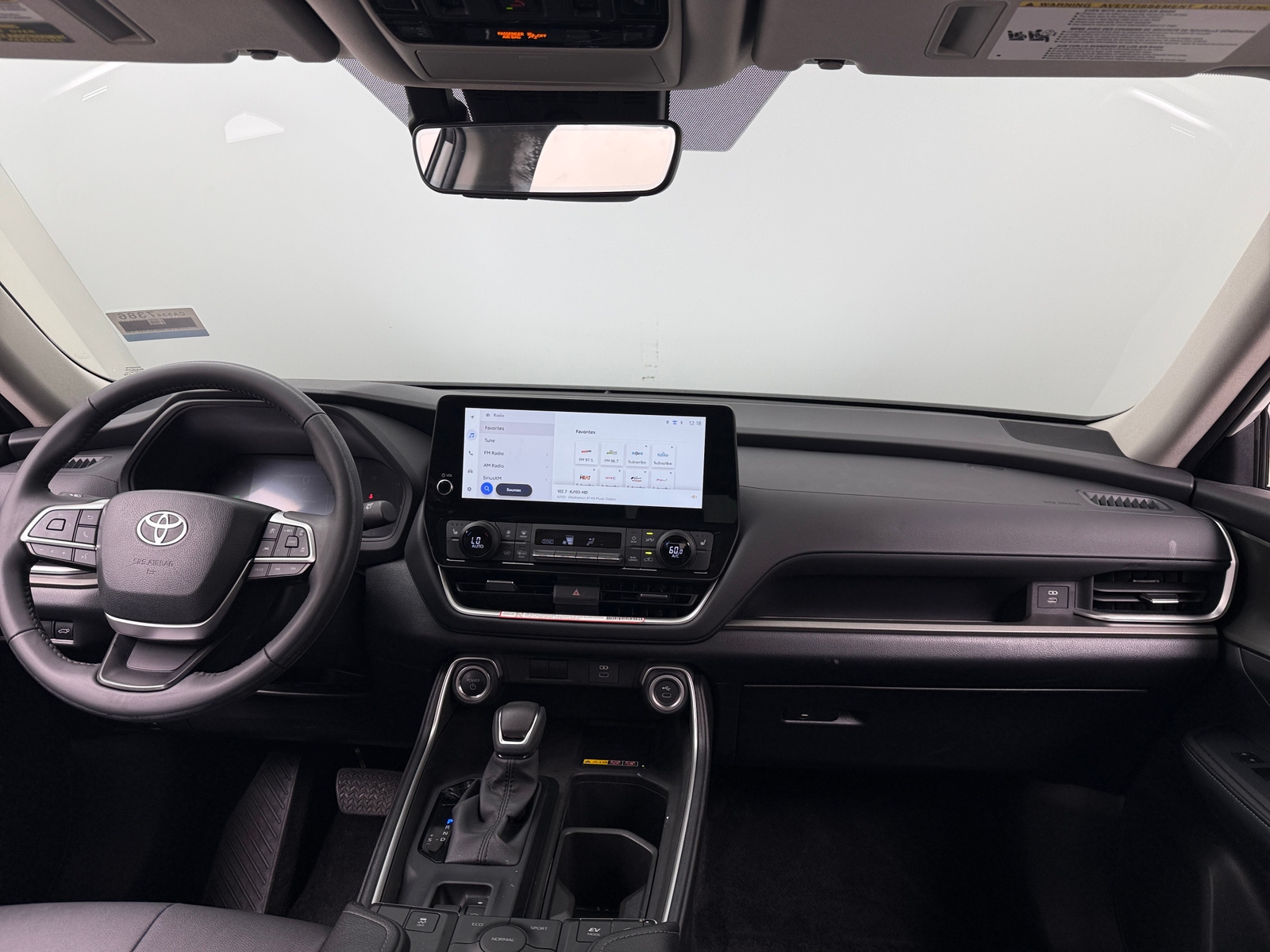 Thumbnail: 2025 Toyota Grand Highlander - 2