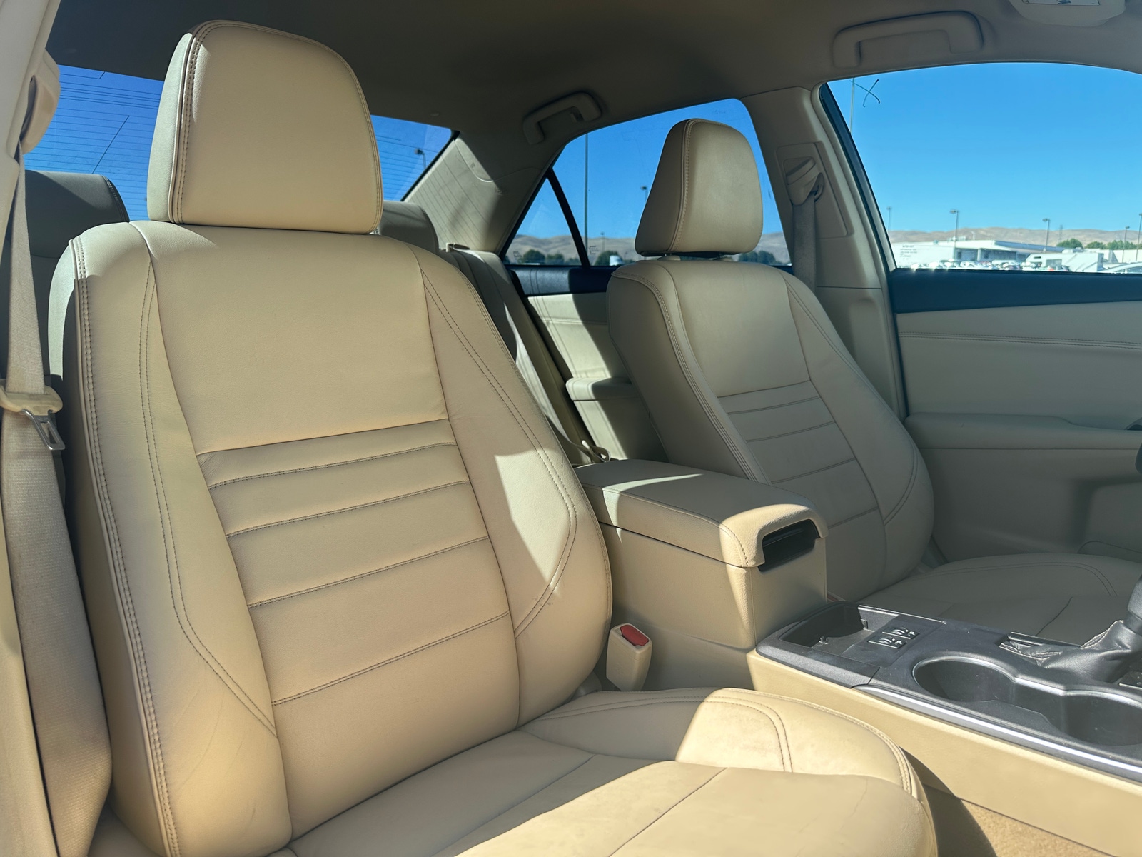 Thumbnail: 2016 Toyota Camry - 2