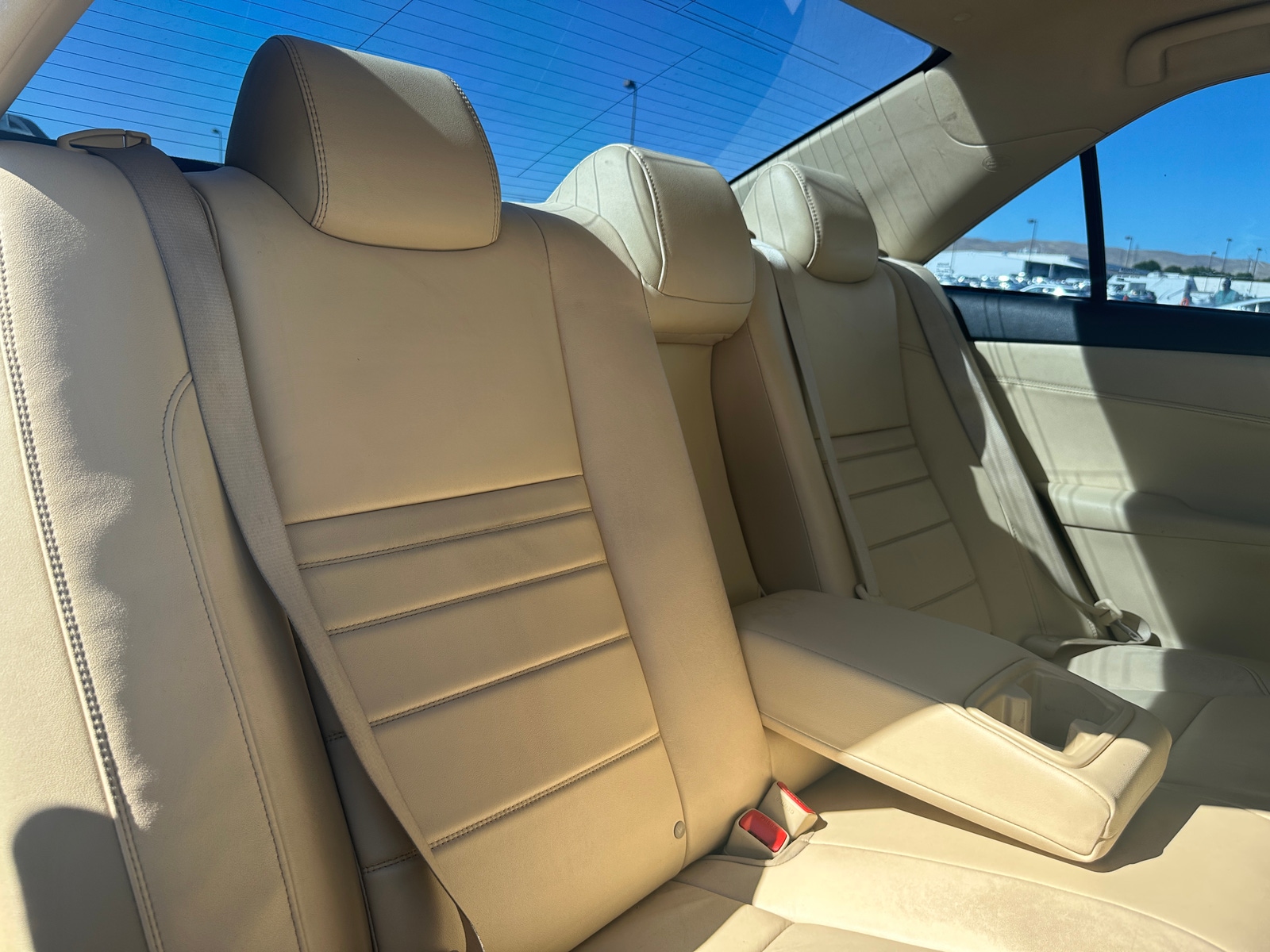 Thumbnail: 2016 Toyota Camry - 6