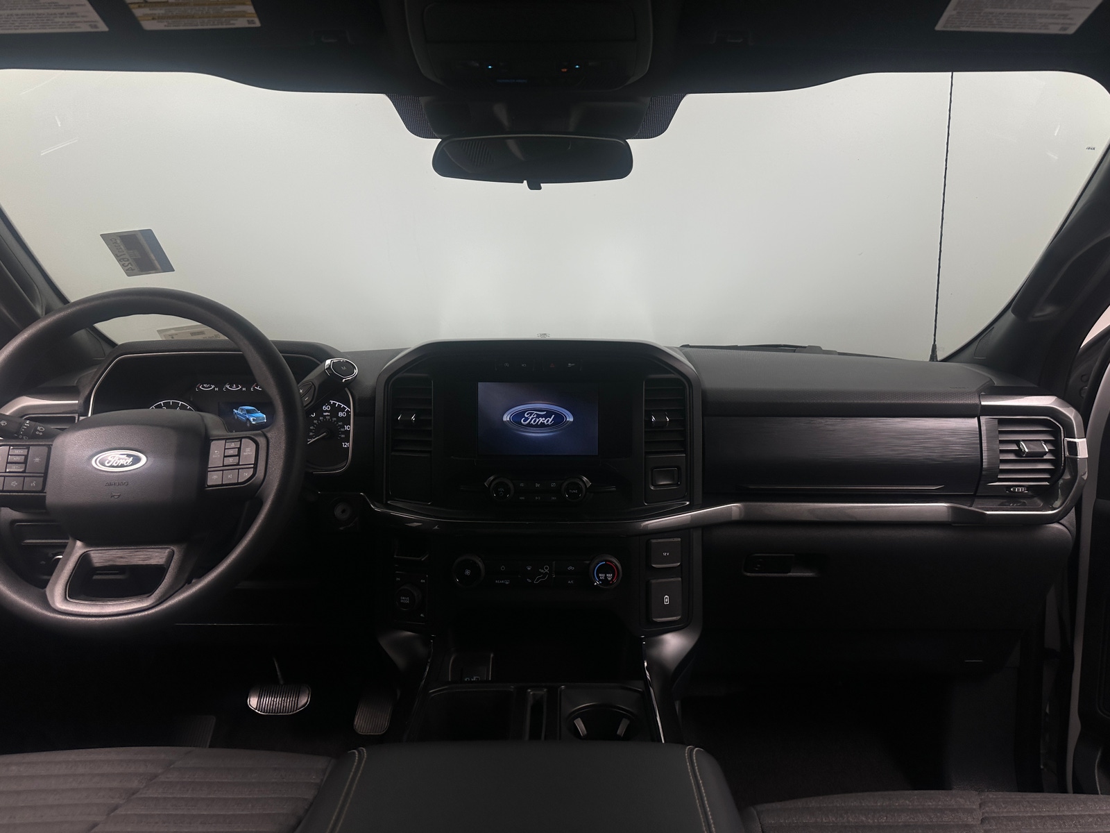 Thumbnail: 2021 Ford Econoline - 3