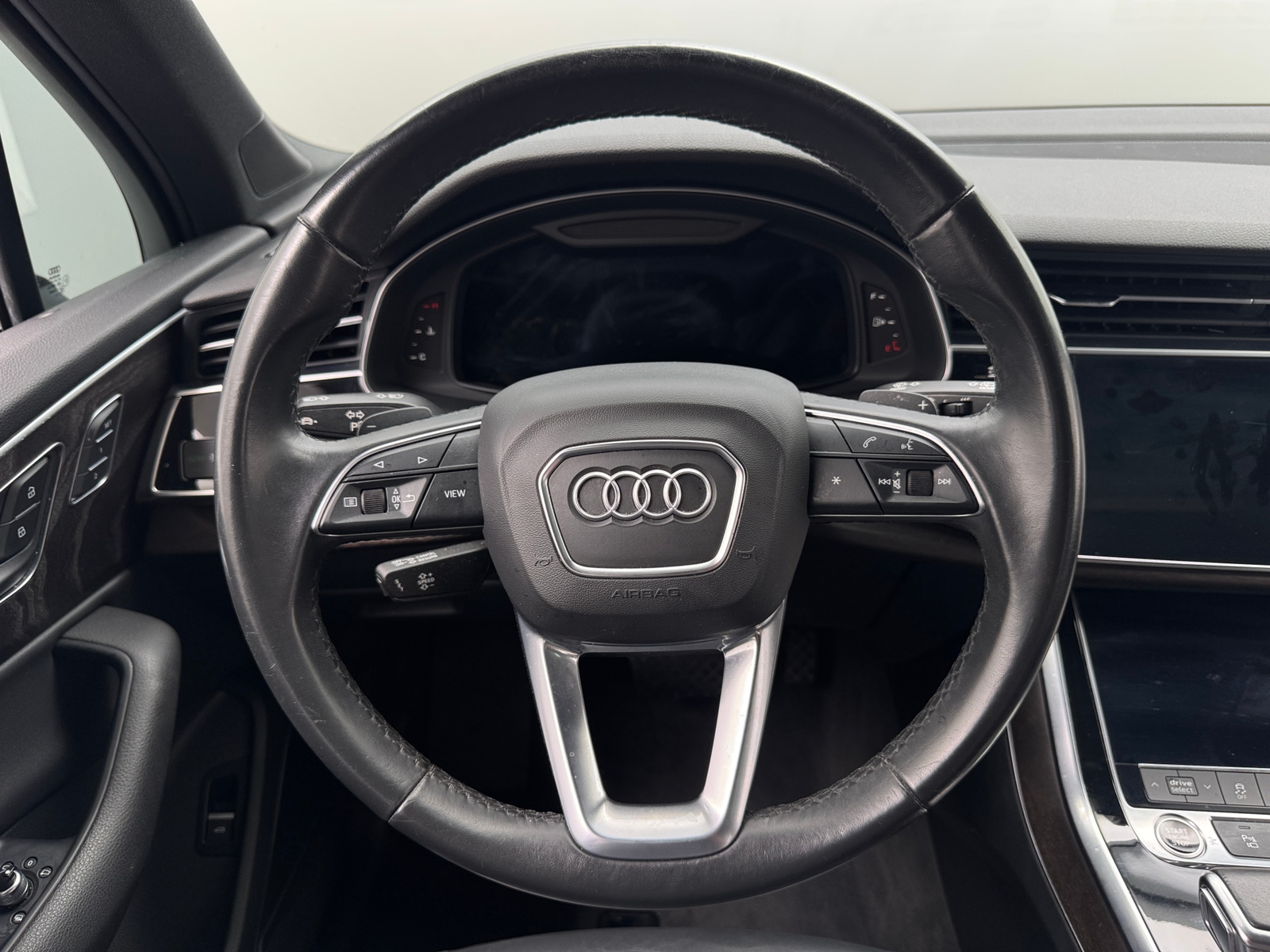 Thumbnail: 2021 Audi Q7 - 4