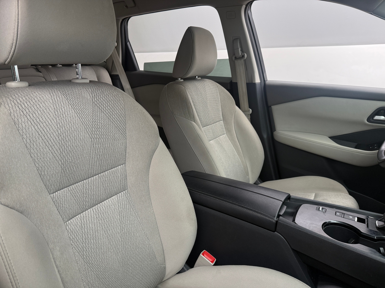 Thumbnail: 2025 Nissan Rogue - 2