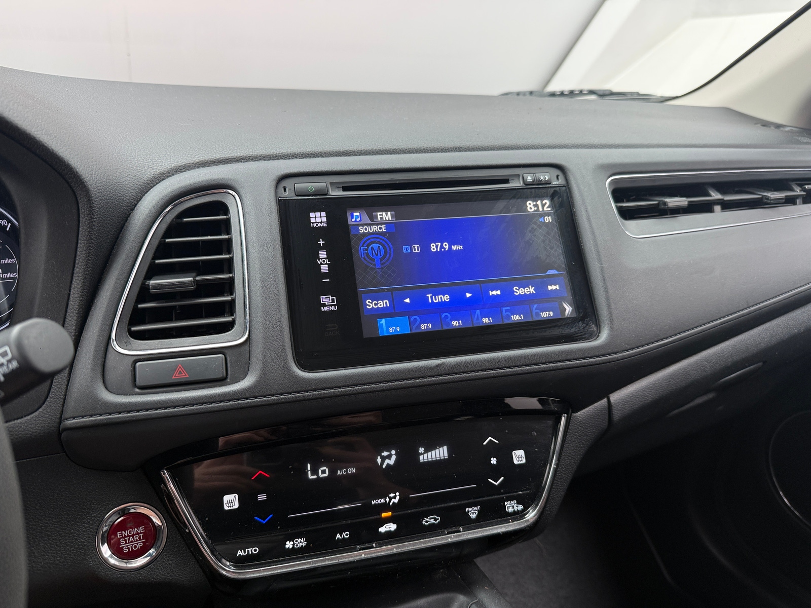 Thumbnail: 2017 Honda HR-V - 4
