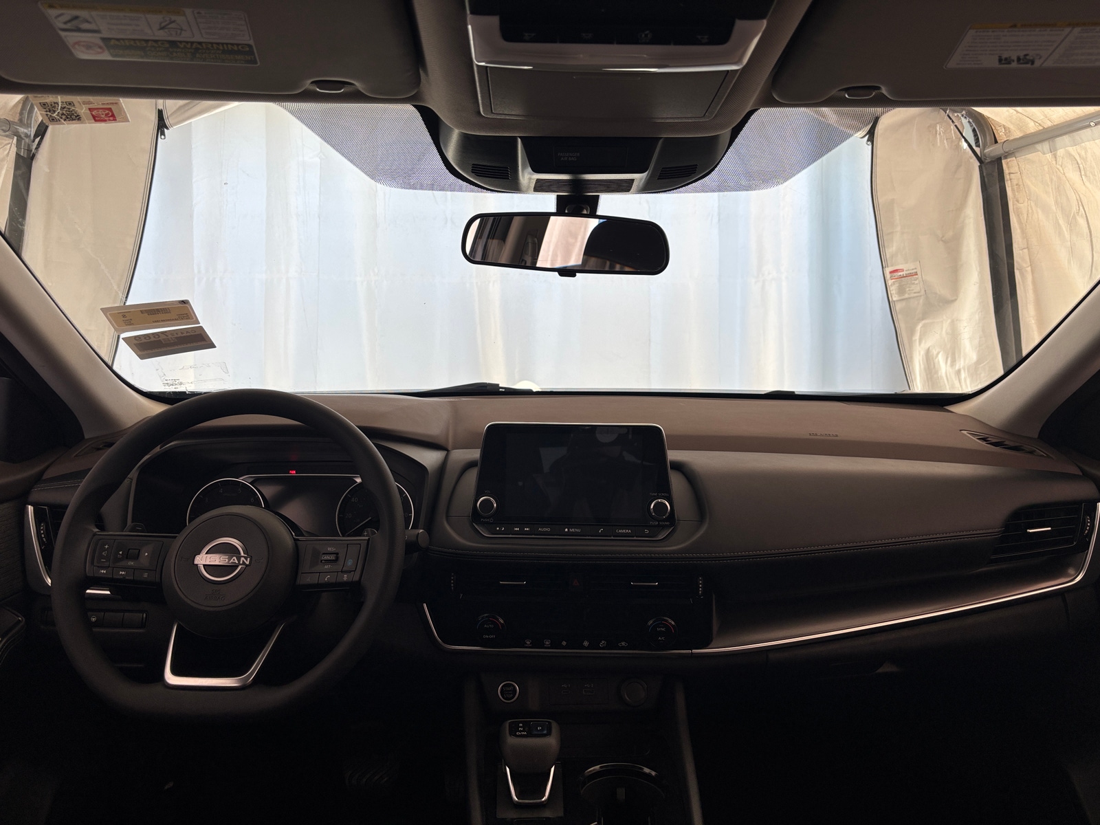 Thumbnail: 2022 Nissan Rogue - 3