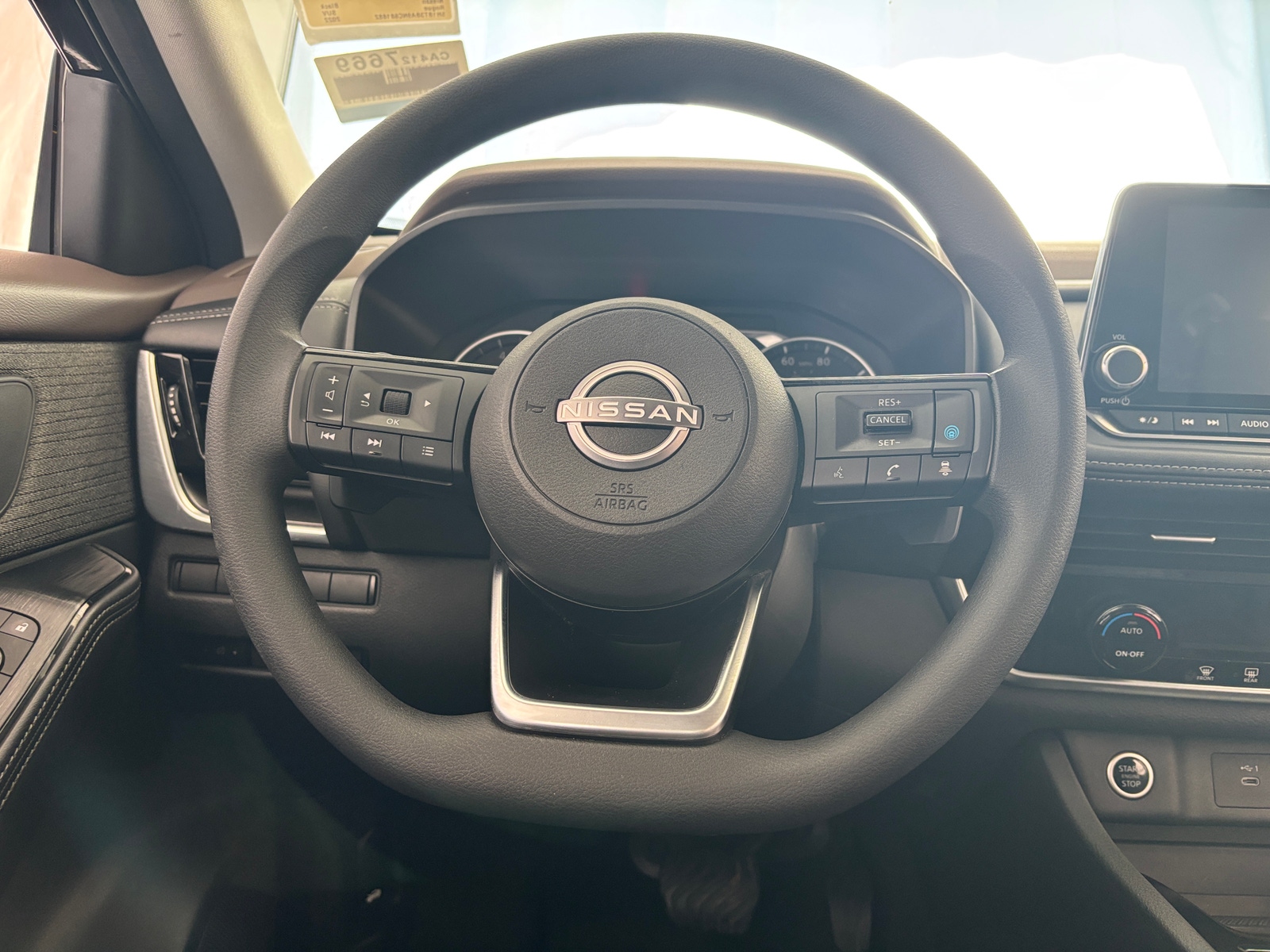 Thumbnail: 2022 Nissan Rogue - 5