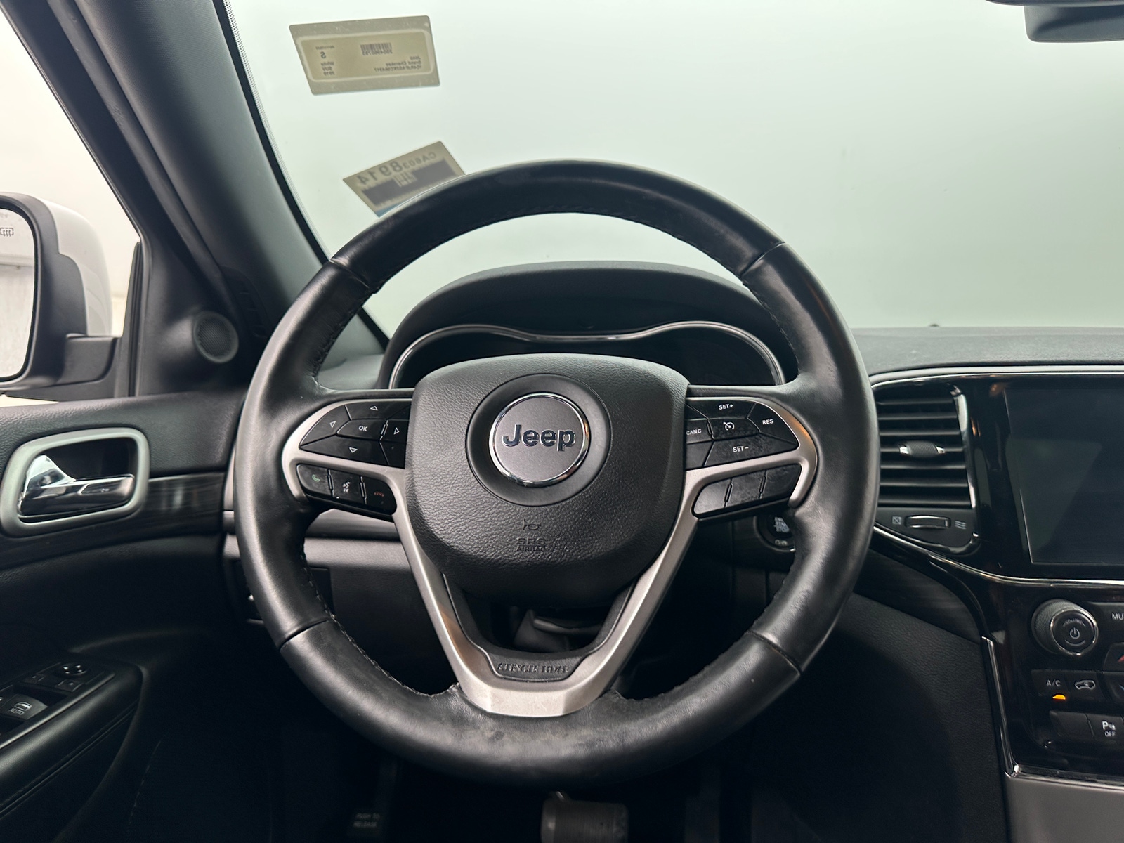 Thumbnail: 2019 Jeep Grand Cherokee - 4
