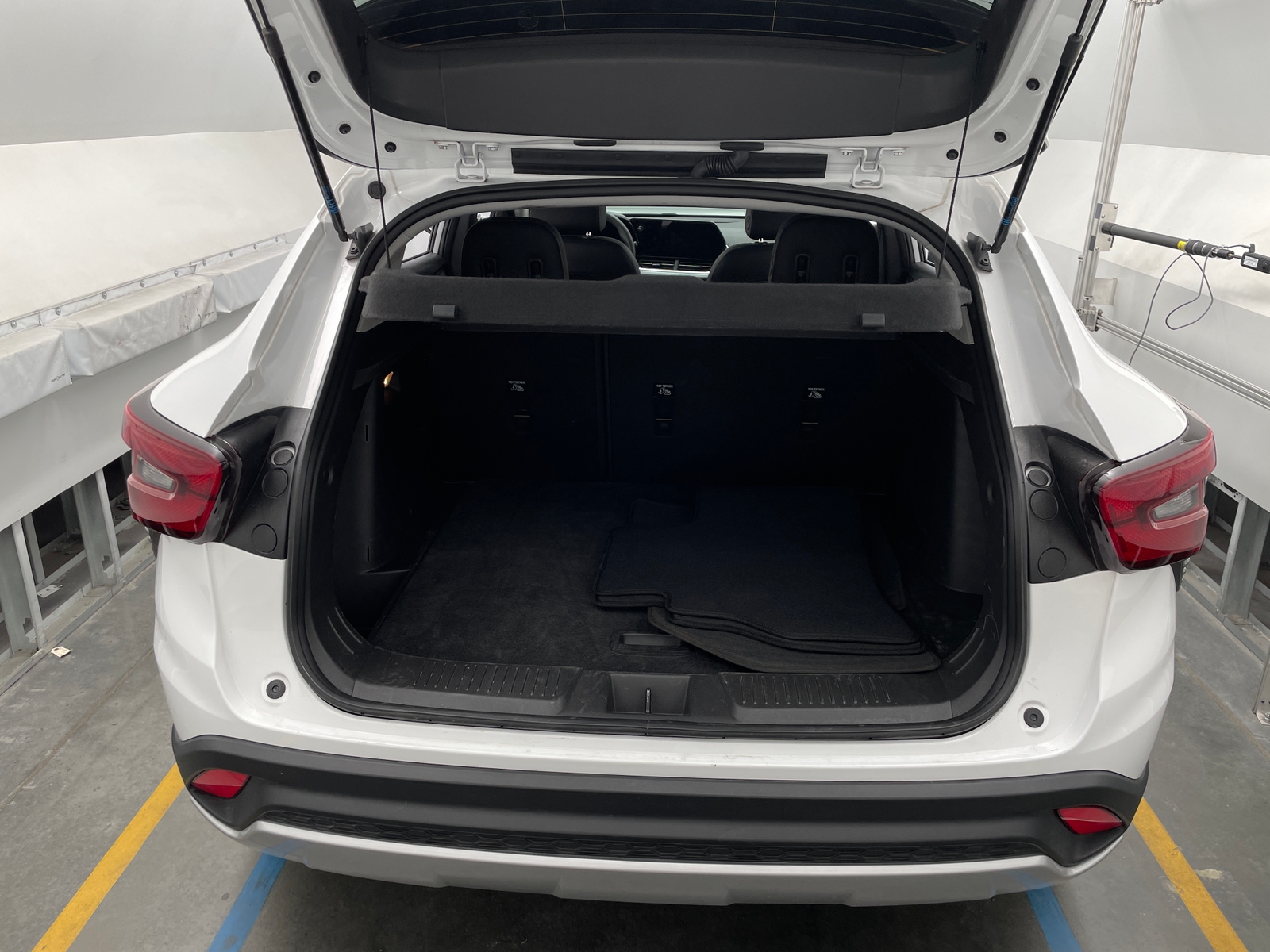 Thumbnail: 2025 Chevrolet Trax - 7