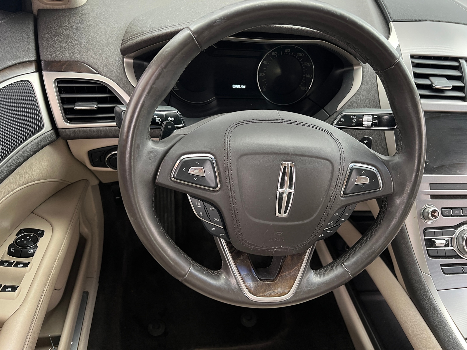 Thumbnail: 2017 Lincoln MKZ - 4