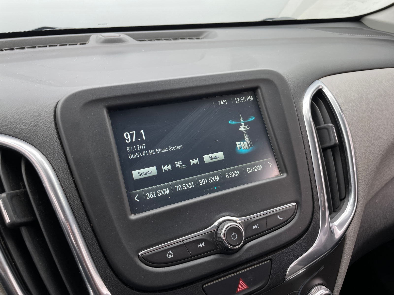 Thumbnail: 2018 Chevrolet Equinox - 4