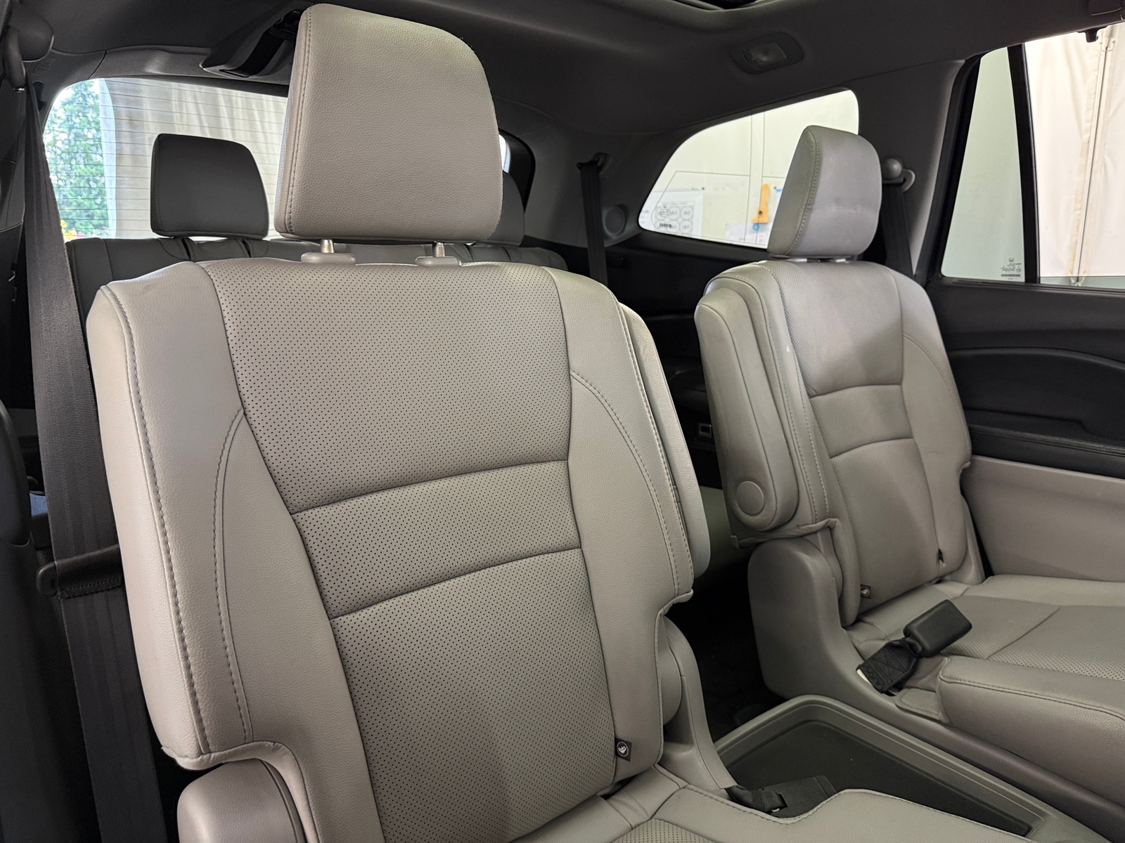 Thumbnail: 2017 Honda Pilot - 5