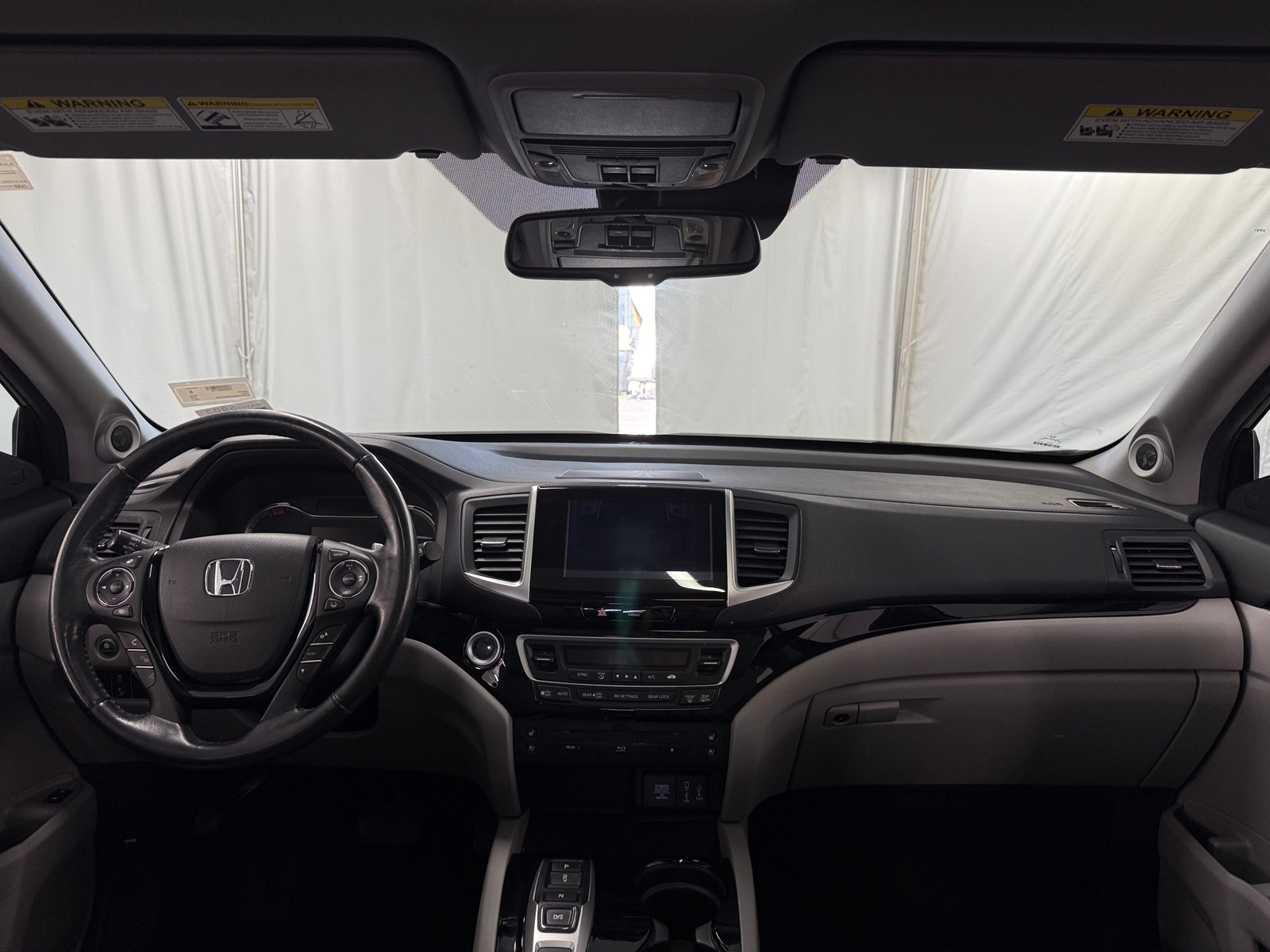 Thumbnail: 2017 Honda Pilot - 2