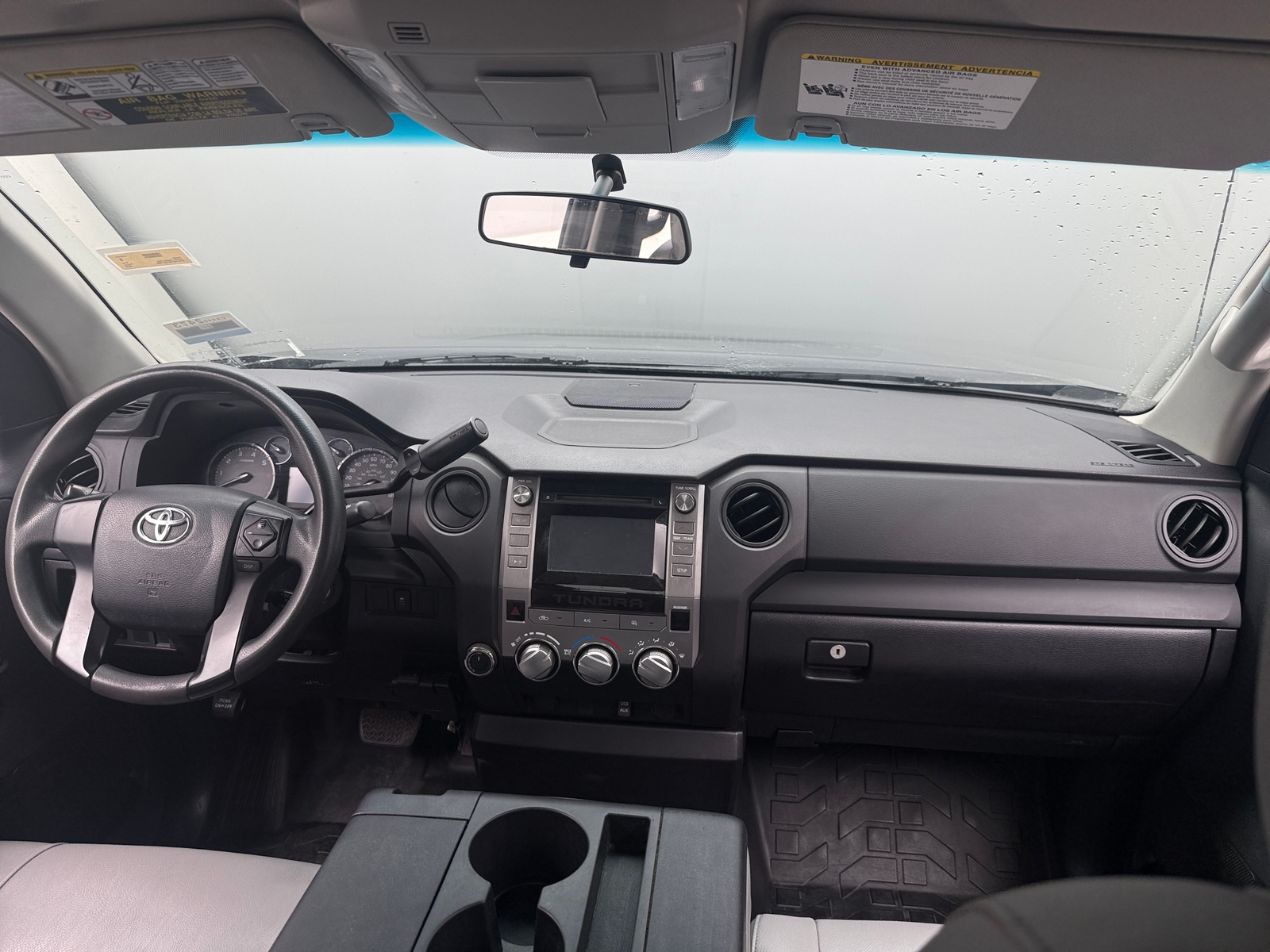 Thumbnail: 2015 Toyota Tundra - 3