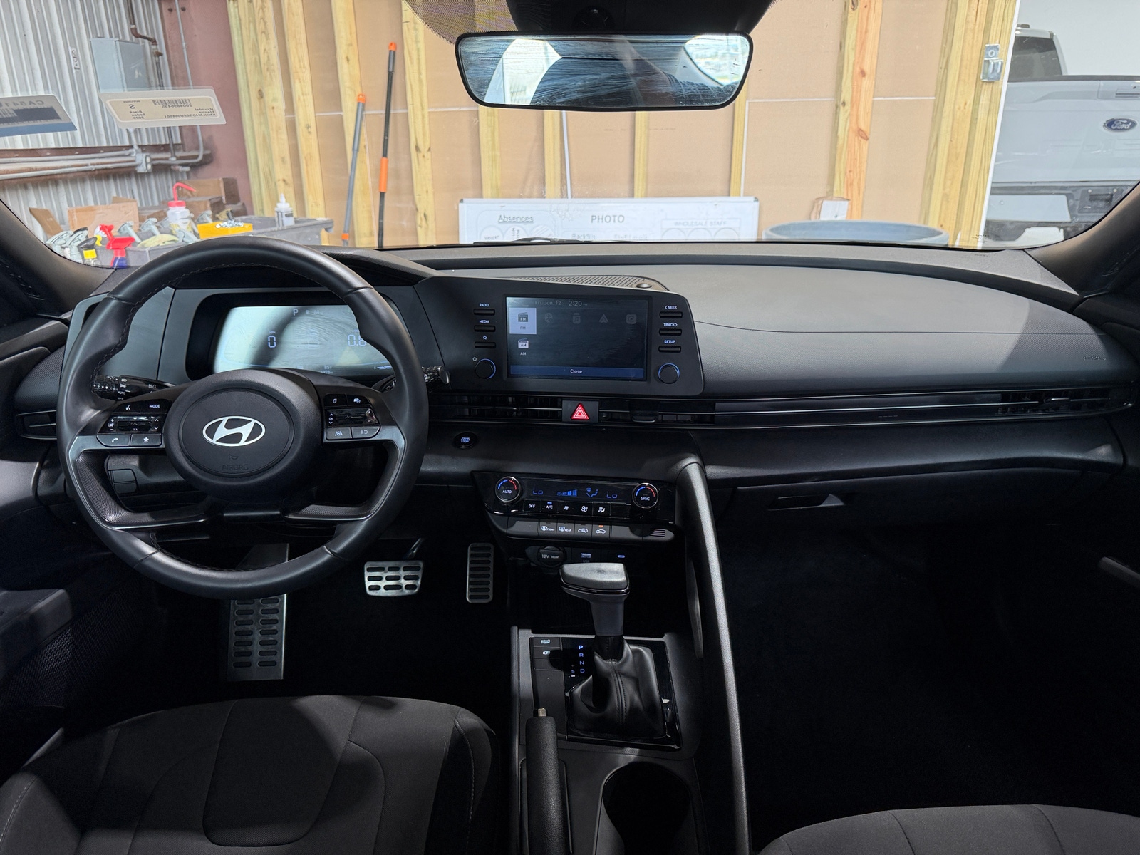 Thumbnail: 2025 Hyundai Elantra - 3