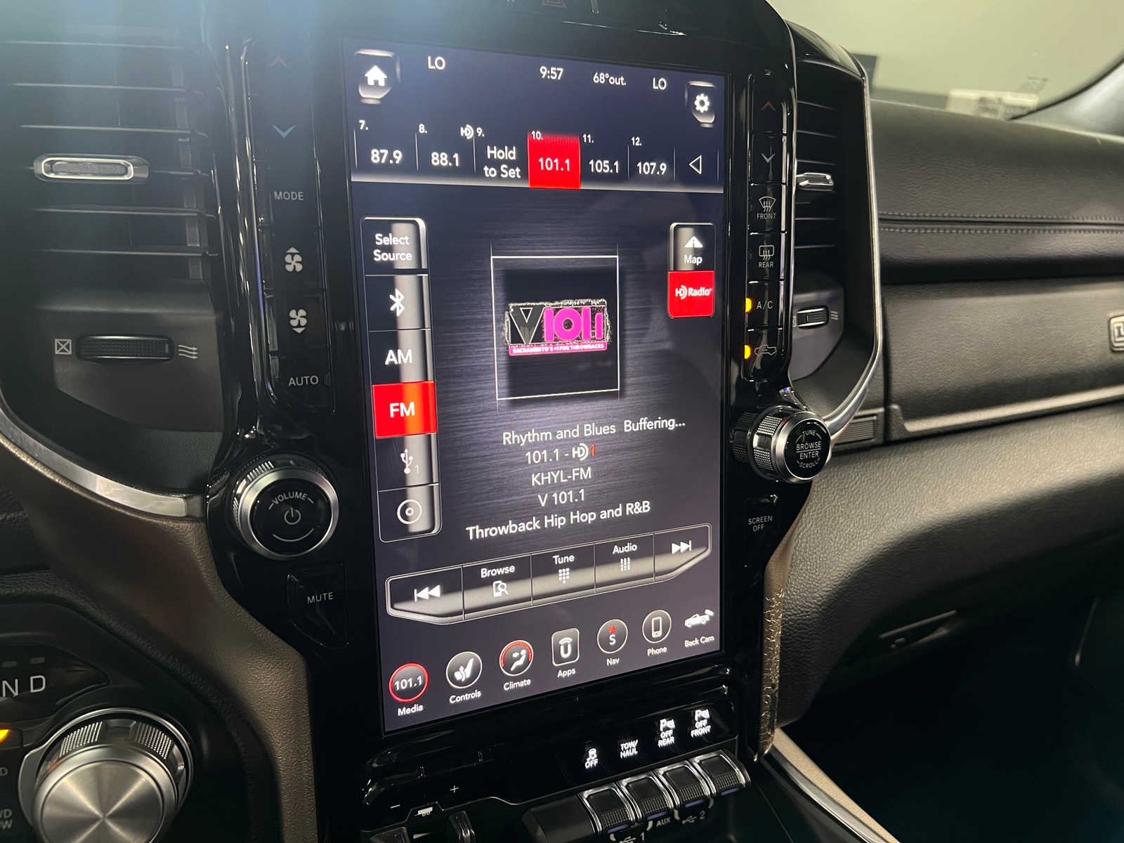 Thumbnail: 2019 RAM 1500 - 3