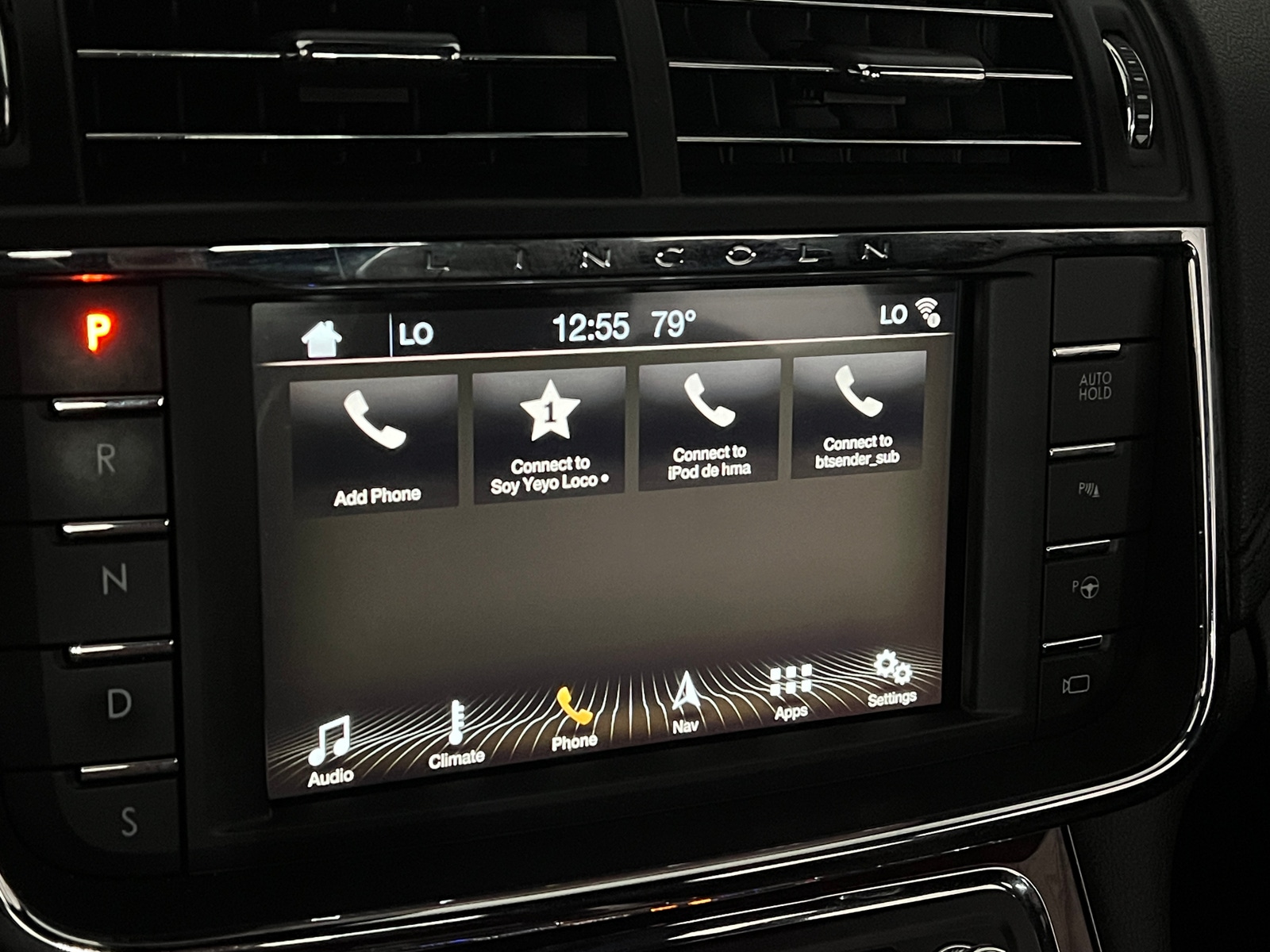 Thumbnail: 2017 Lincoln Continental - 3