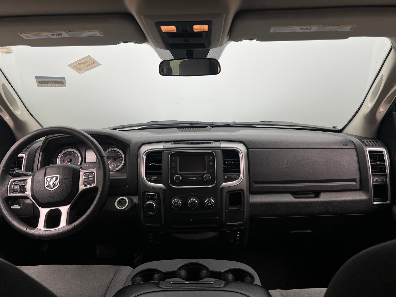 Thumbnail: 2024 RAM 1500 Classic - 3