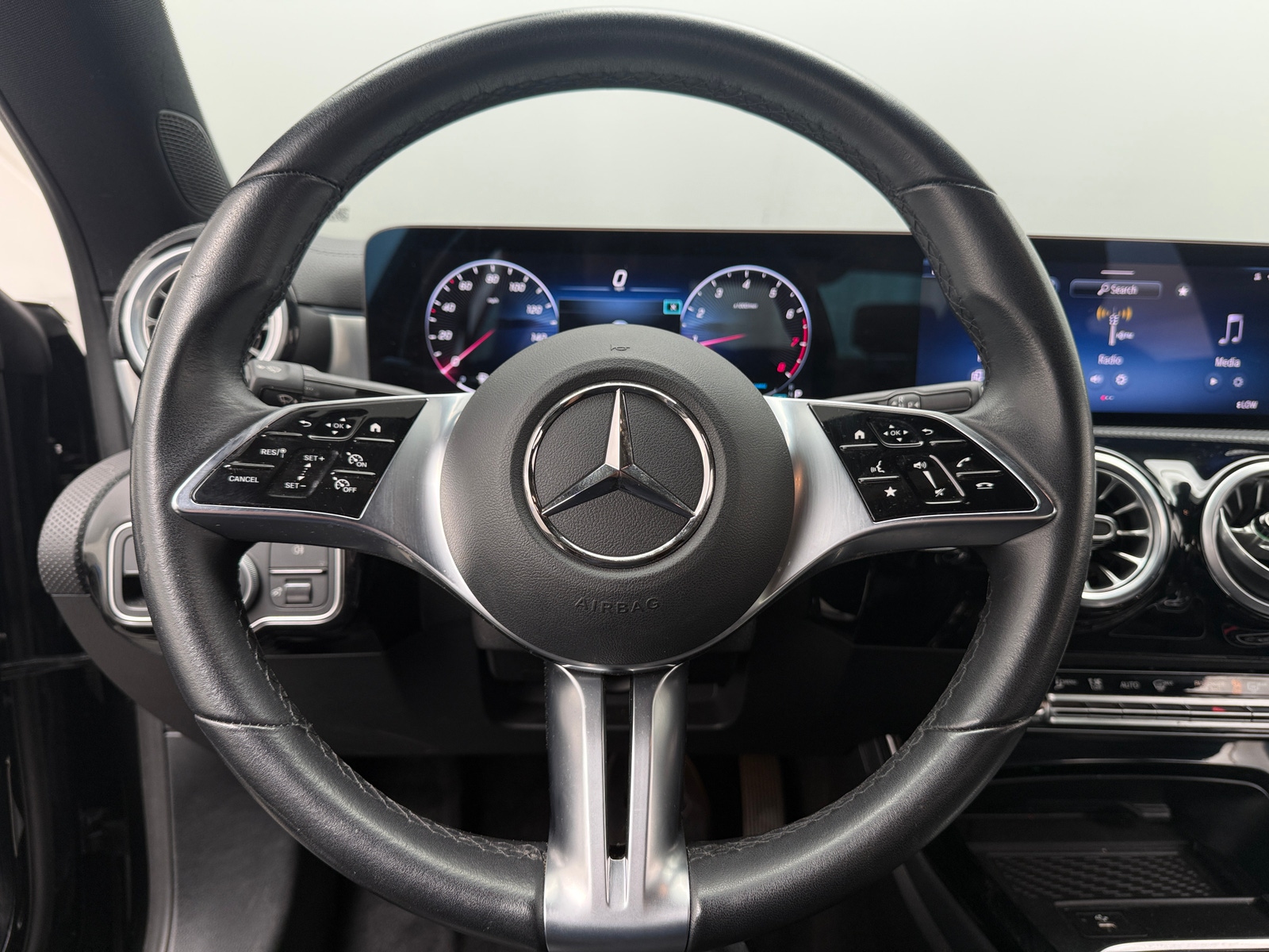 Thumbnail: 2025 Mercedes-Benz CLA - 4
