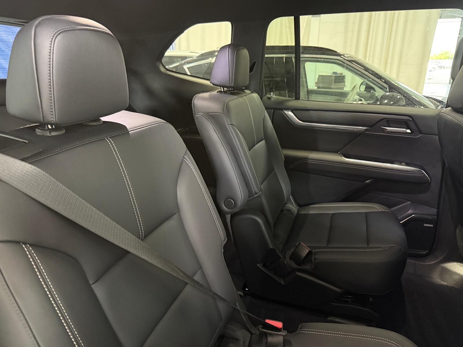 Thumbnail: 2024 GMC Acadia - 5