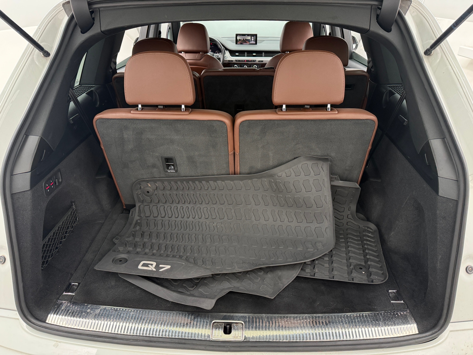 Thumbnail: 2019 Audi Q7 - 6