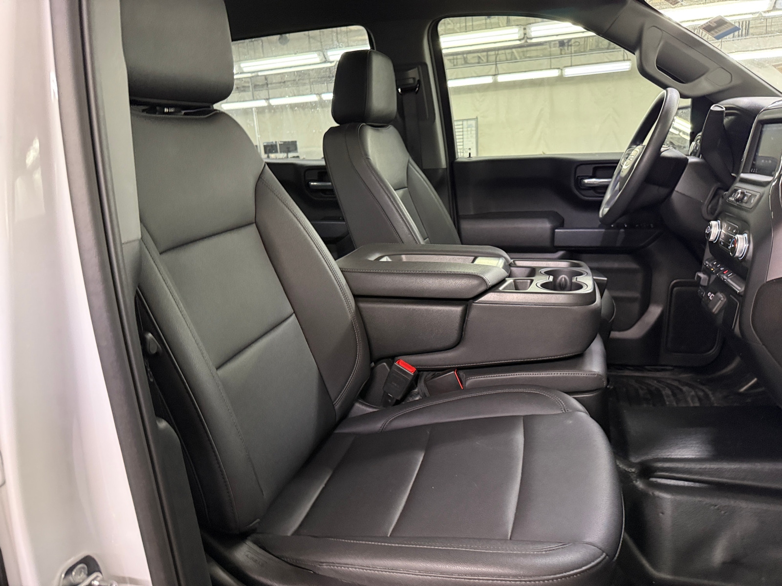 Thumbnail: 2023 GMC Sierra 1500 - 2