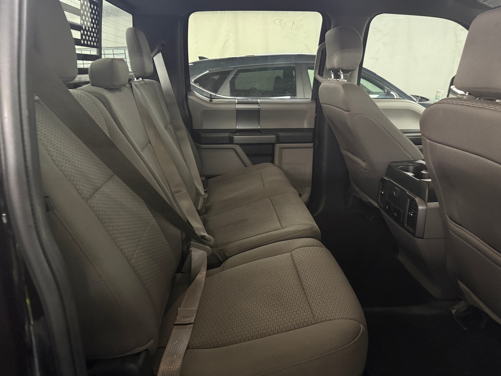 Thumbnail: 2020 Ford Econoline - 6
