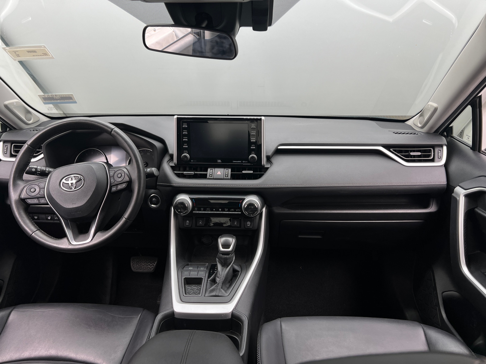 Thumbnail: 2020 Toyota RAV4 - 2