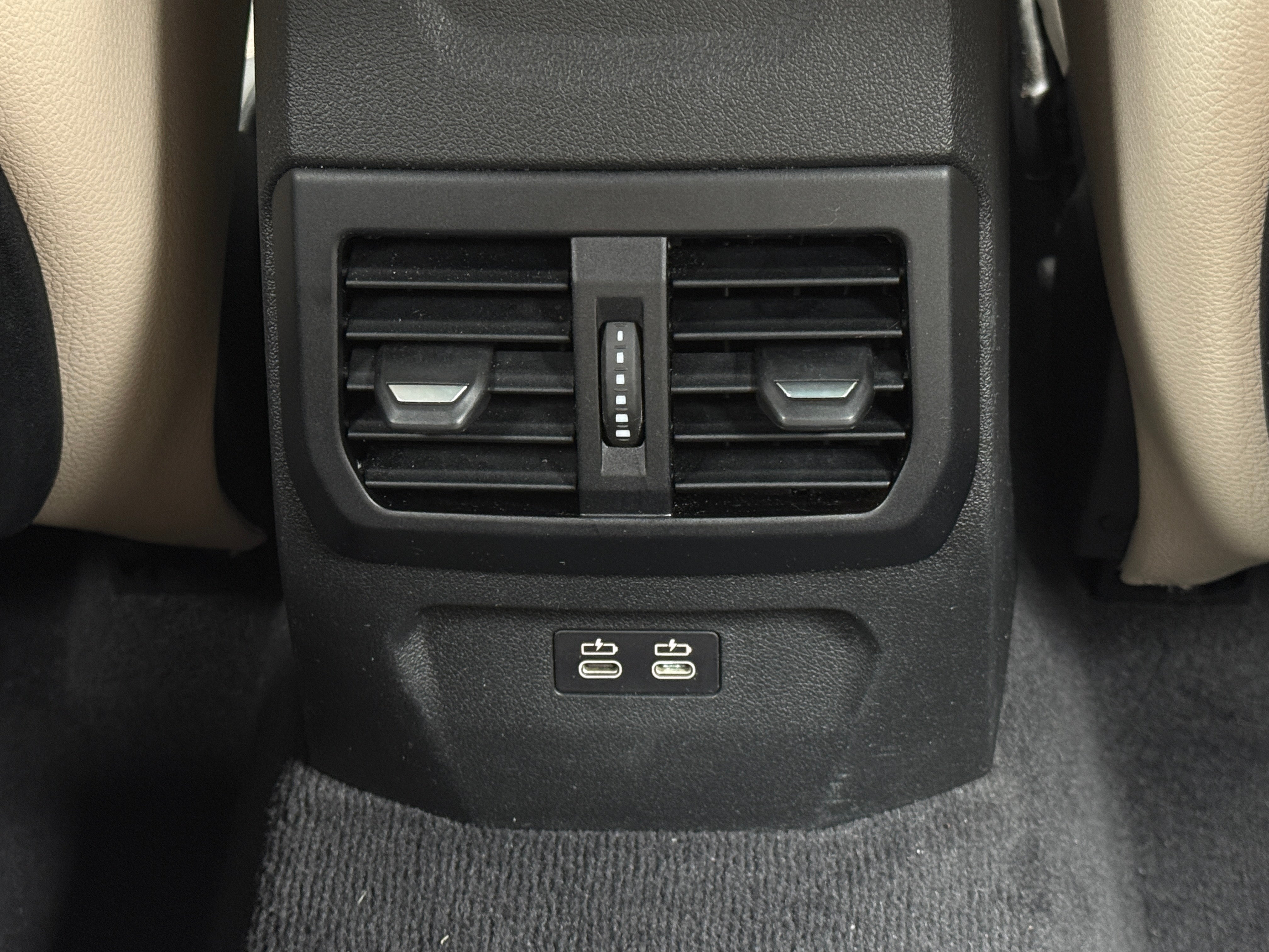 2020 BMW 2 Series M235i - Photo 6