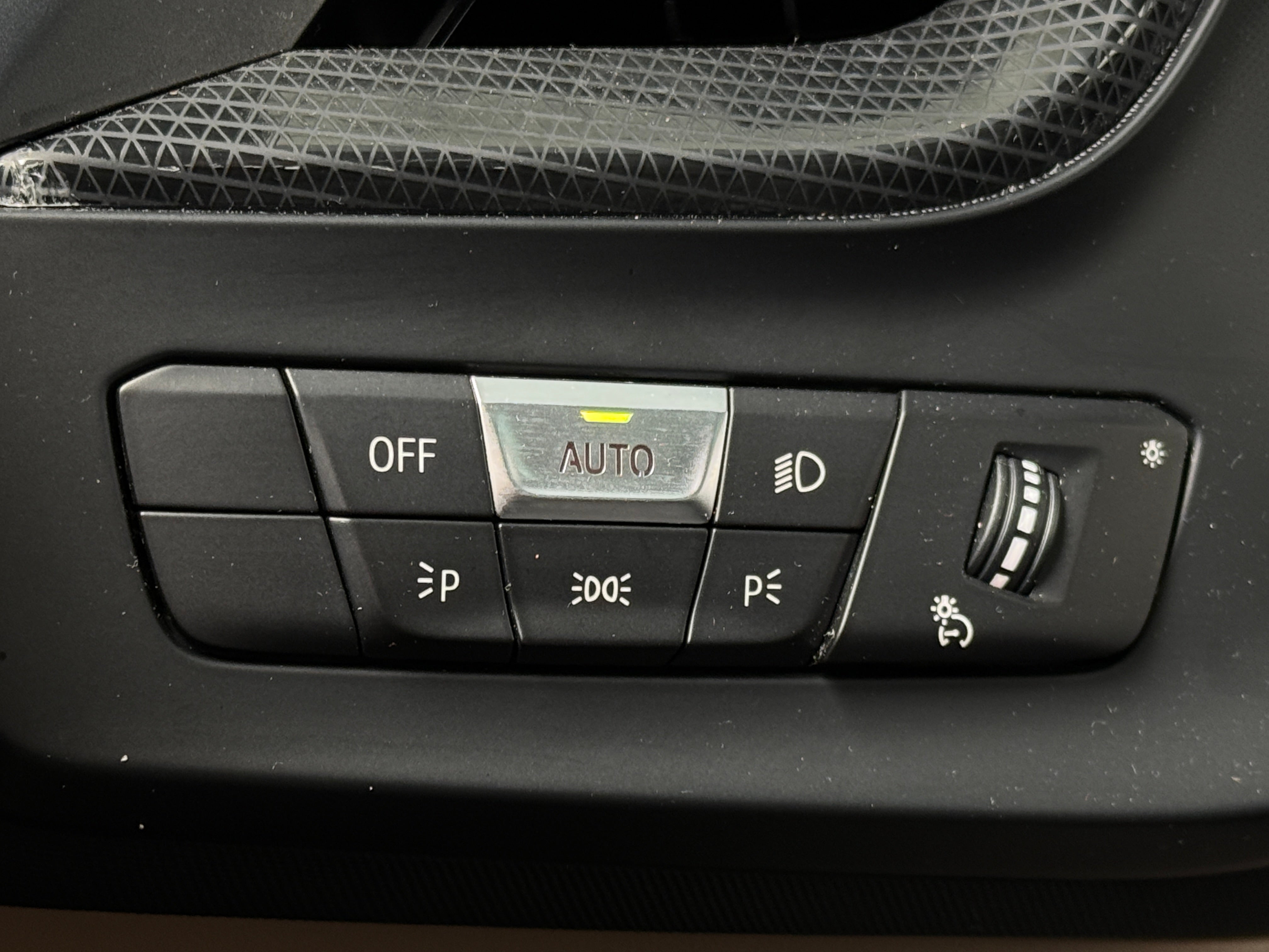2020 BMW 2 Series M235i - Photo 11