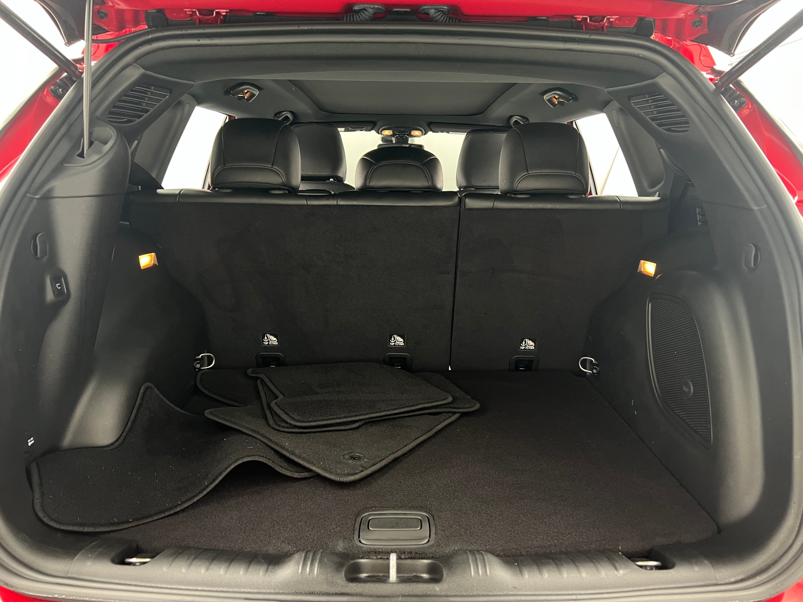 Thumbnail: 2022 Jeep Compass - 6
