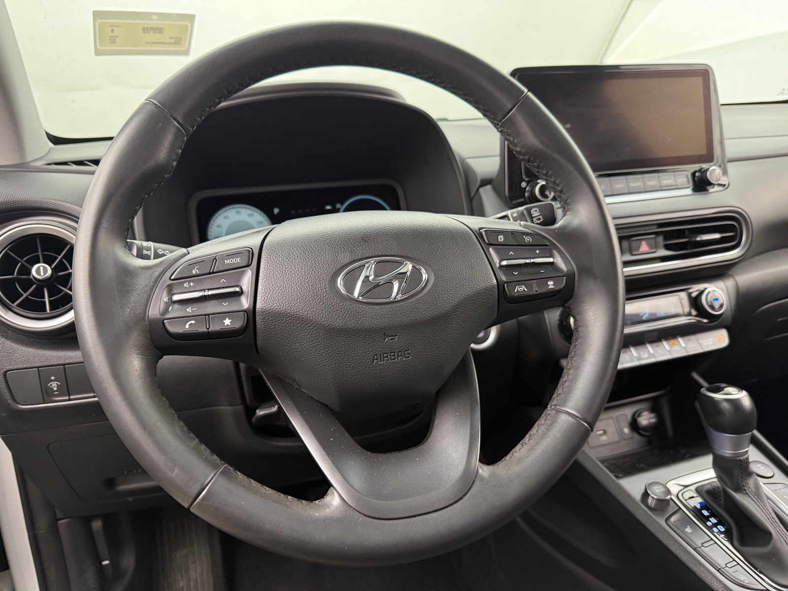 Thumbnail: 2022 Hyundai Kona - 4