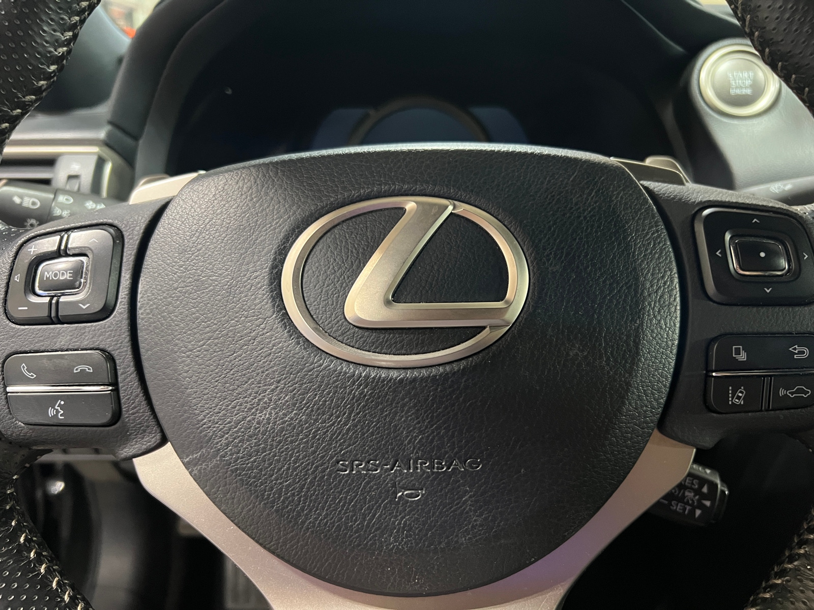 Thumbnail: 2019 Lexus IS - 4