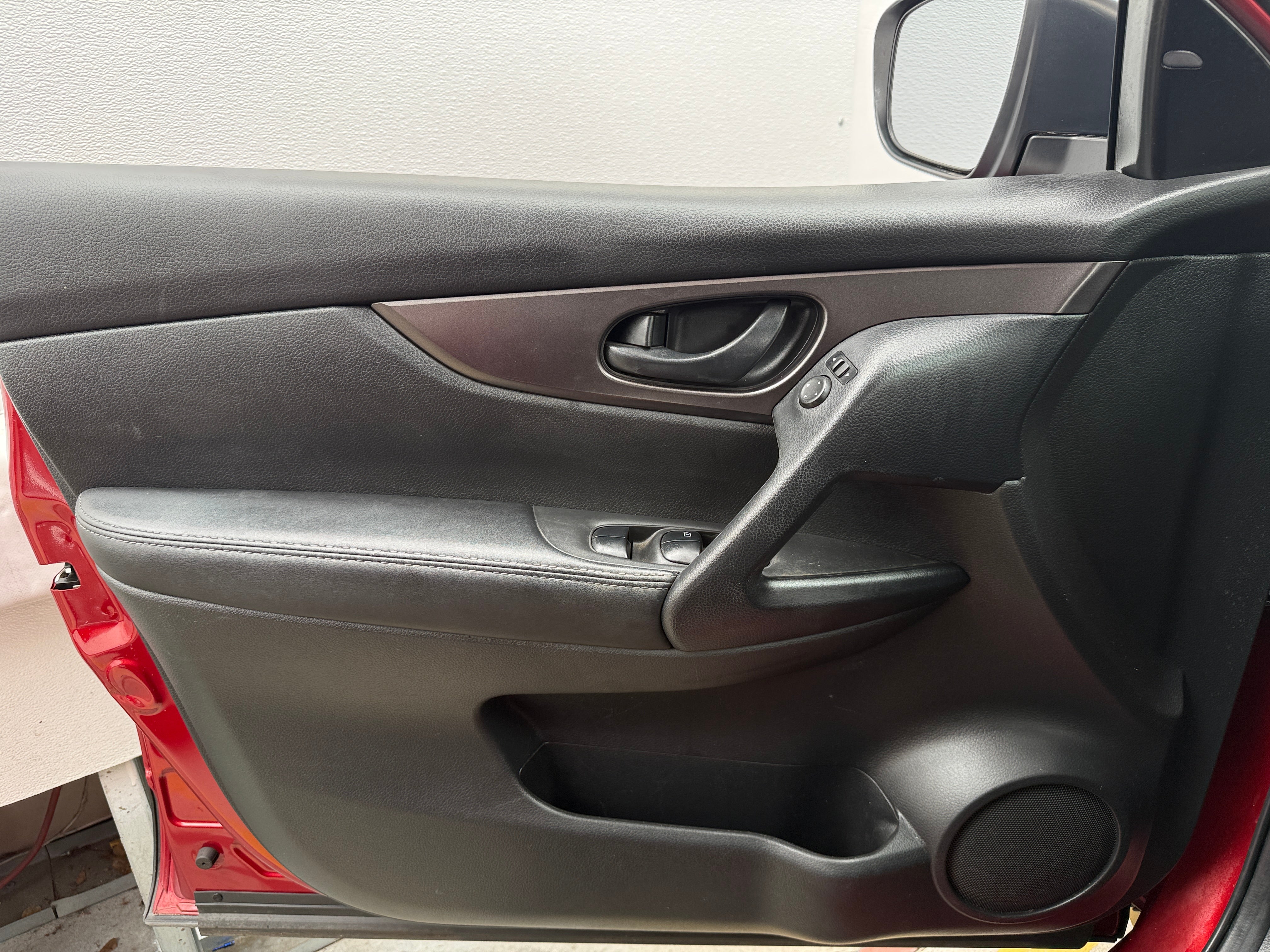 Used 2020 Nissan Rogue Sport S with VIN JN1BJ1CV2LW278664 for sale in Pewaukee, WI