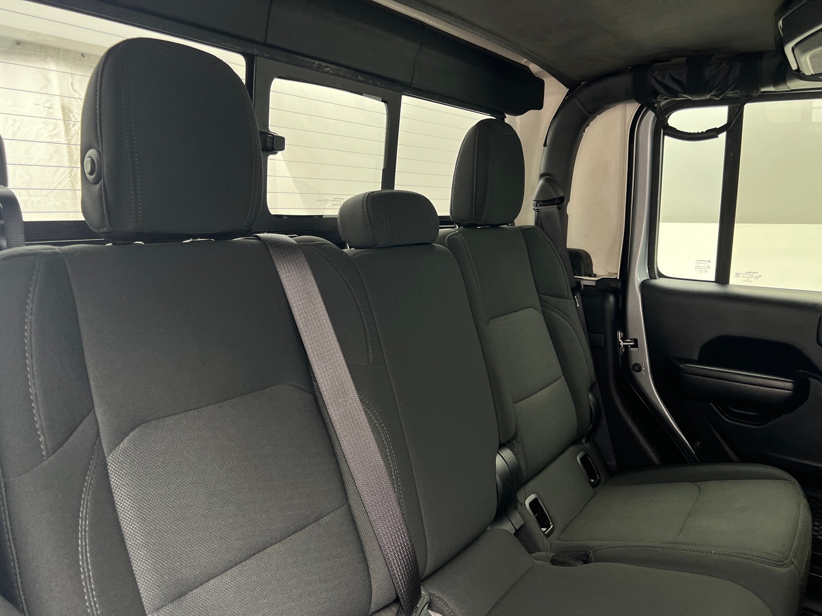 Thumbnail: 2021 Jeep Gladiator - 6