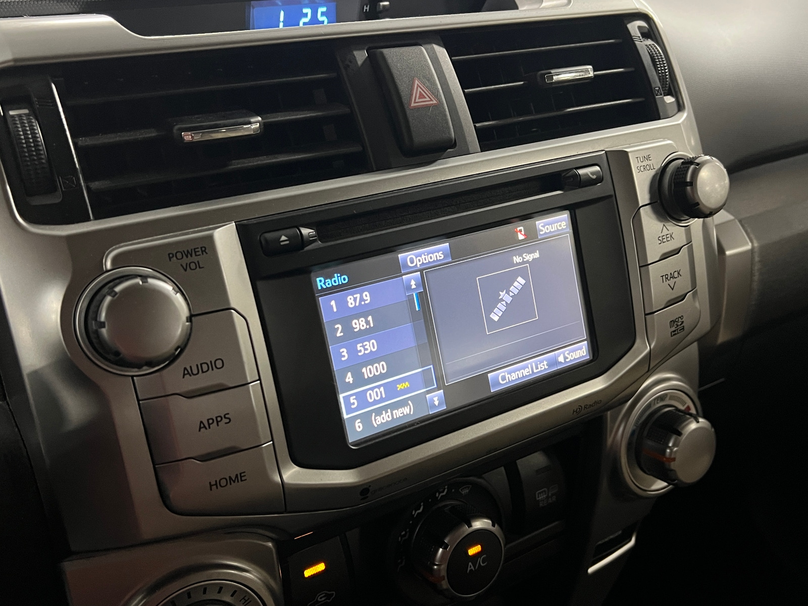 Thumbnail: 2016 Toyota 4Runner - 4