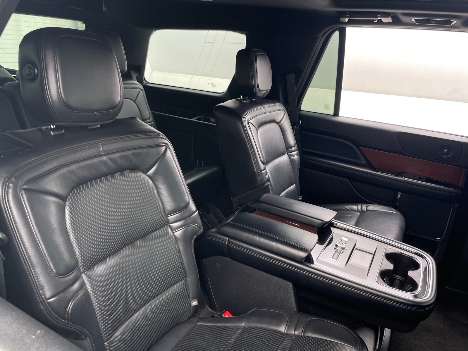 Thumbnail: 2020 Lincoln Navigator - 5