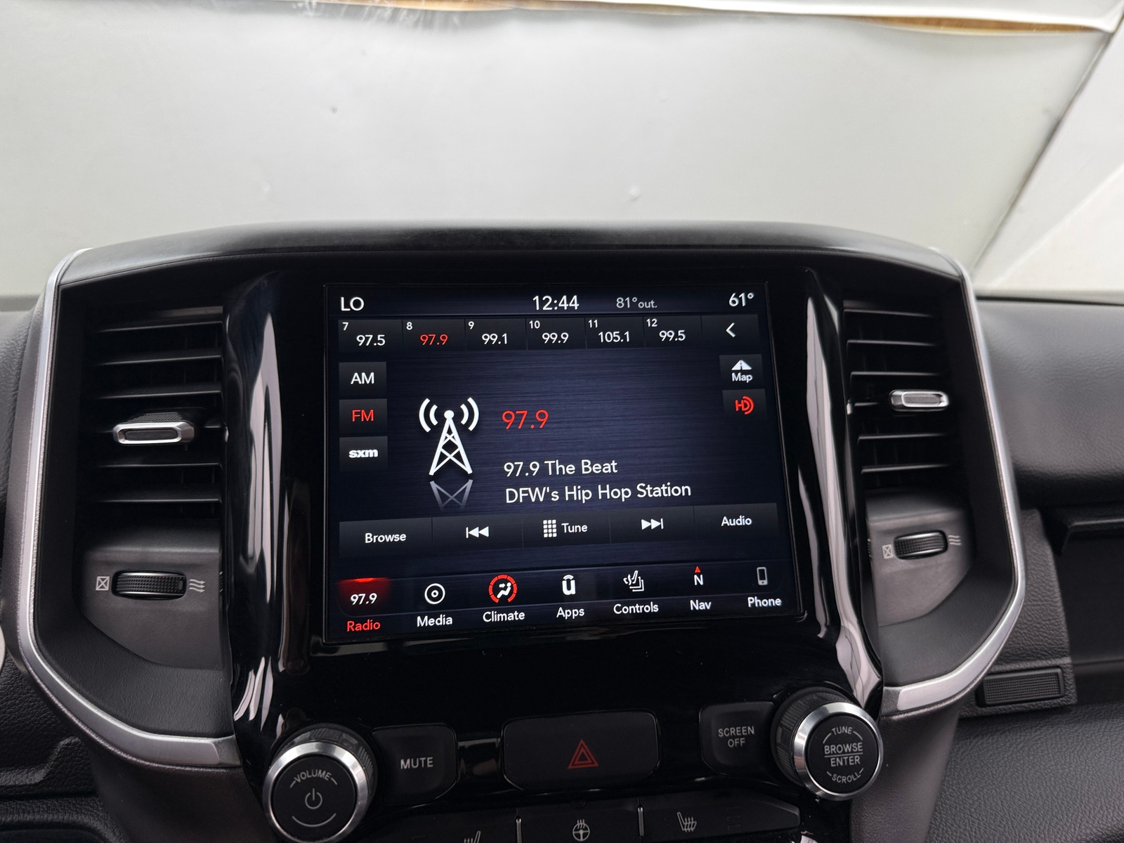 Thumbnail: 2019 RAM 1500 - 4