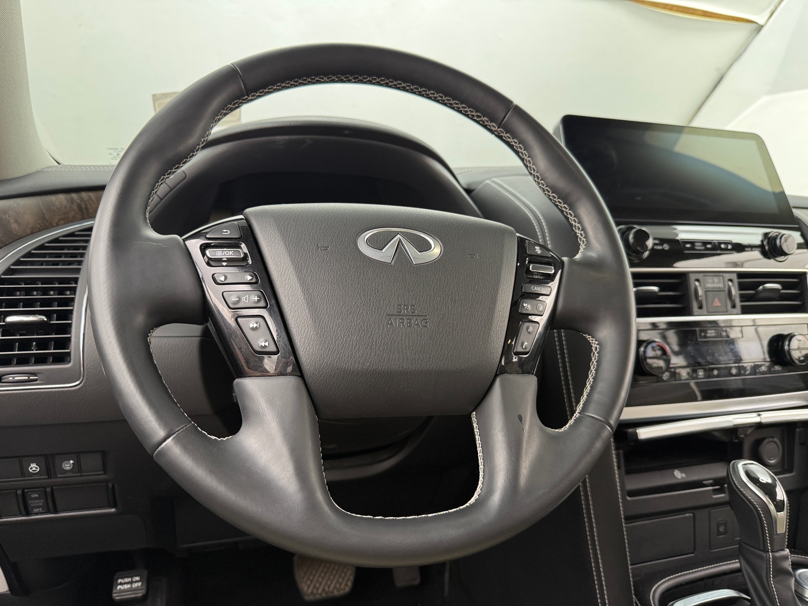 Thumbnail: 2024 INFINITI QX80 - 4