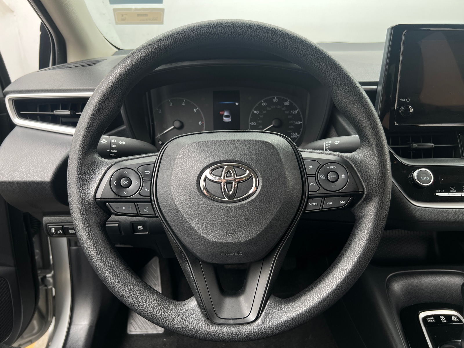 Thumbnail: 2025 Toyota Corolla - 5