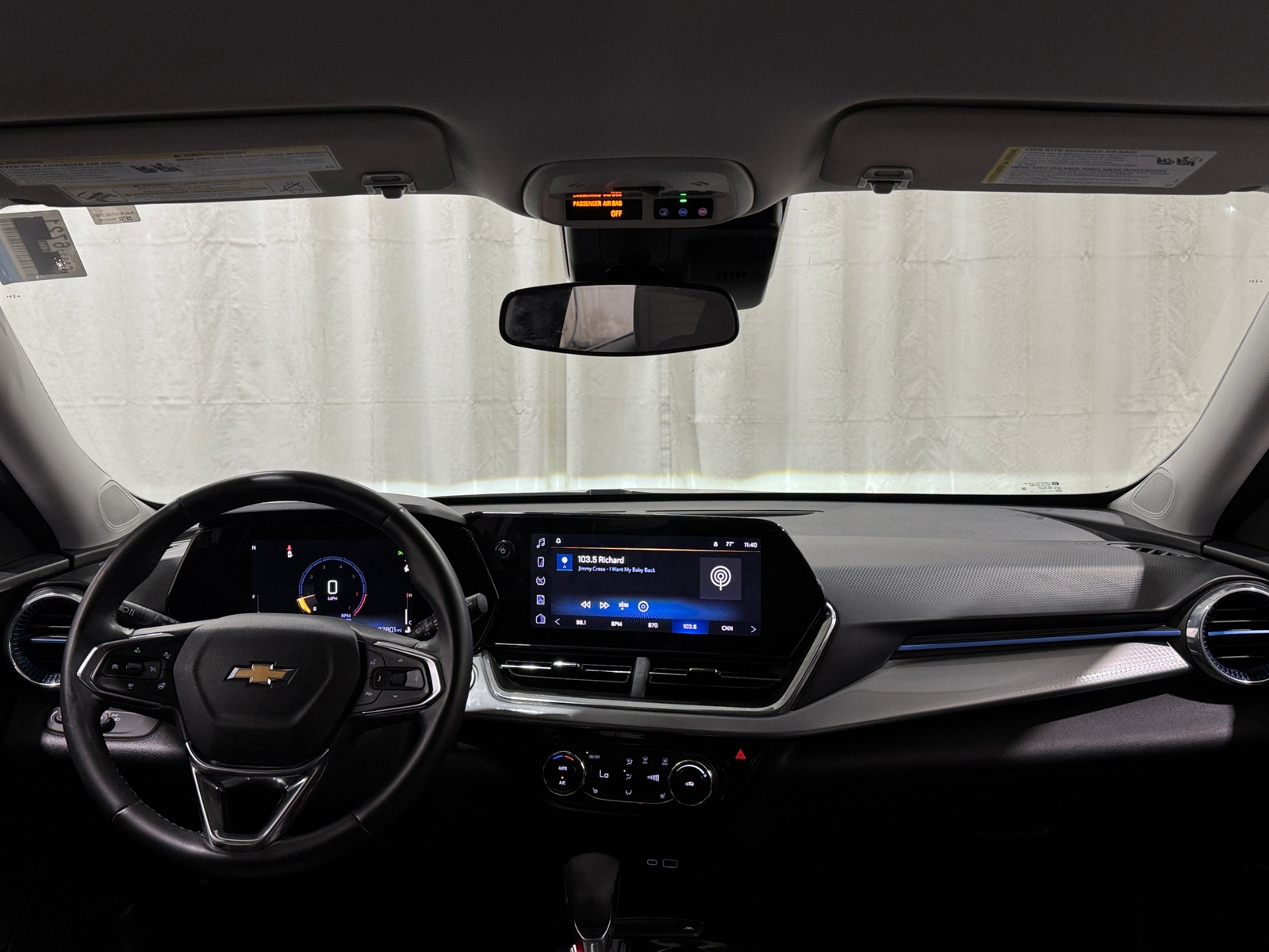 Thumbnail: 2025 Chevrolet Trax - 3