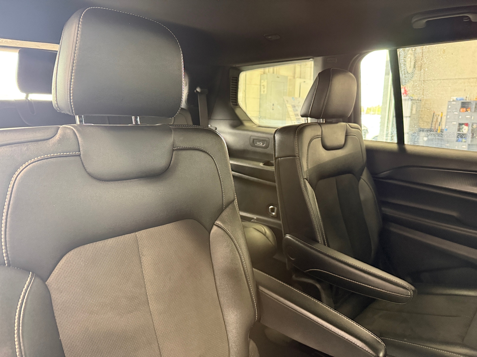 Thumbnail: 2023 Jeep Grand Cherokee L - 5