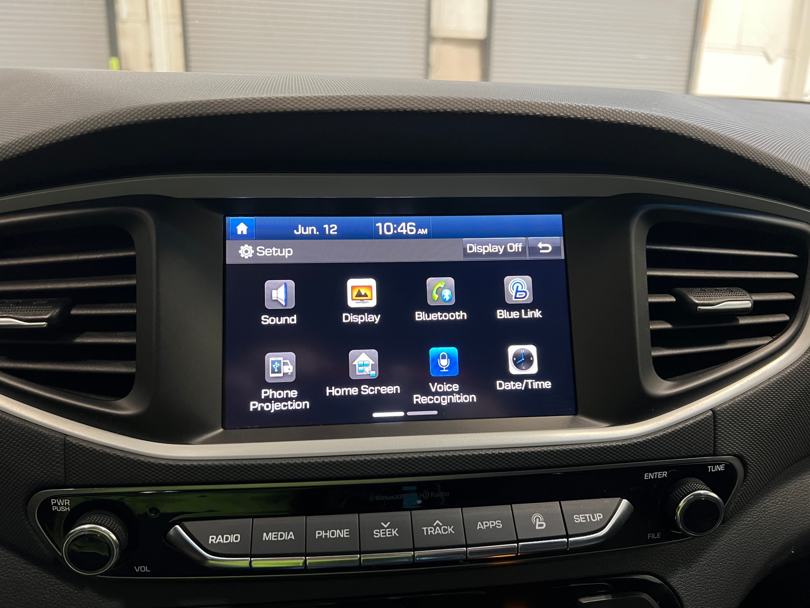 Thumbnail: 2018 Hyundai Ioniq - 4