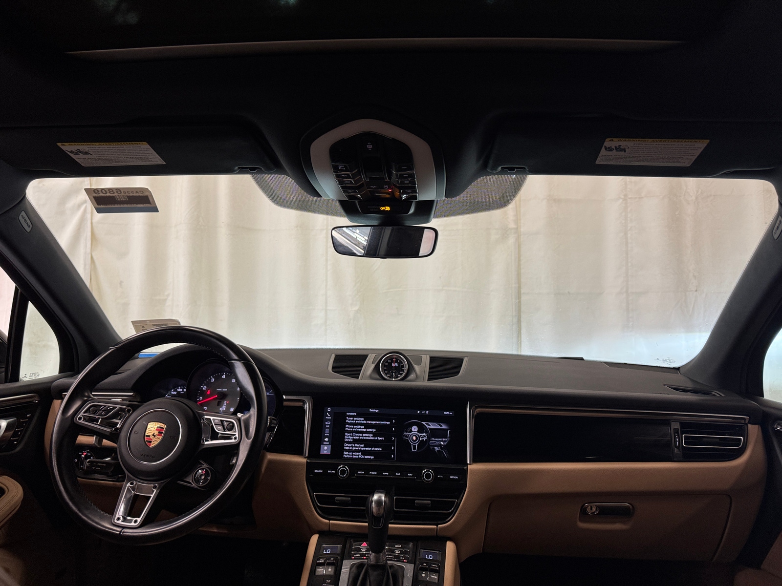 Thumbnail: 2019 Porsche Macan - 3