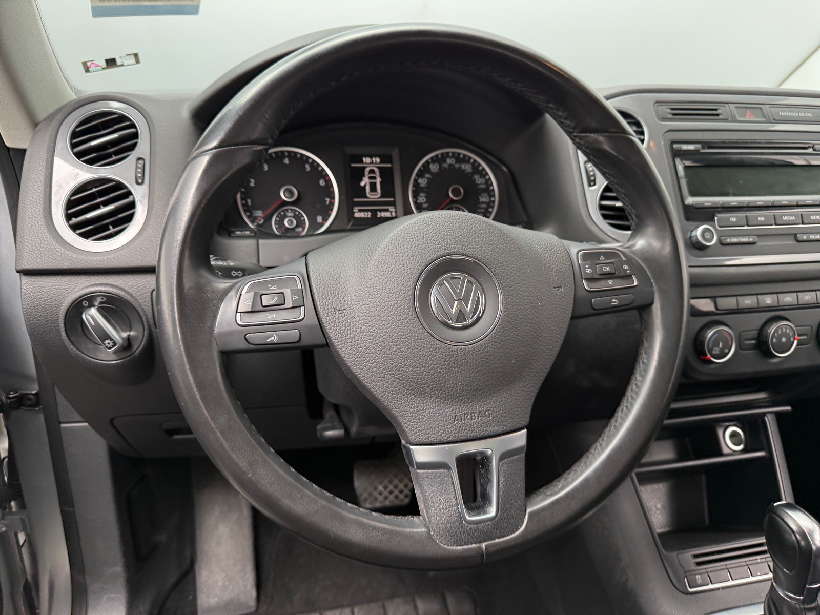 Thumbnail: 2014 Volkswagen Tiguan - 5