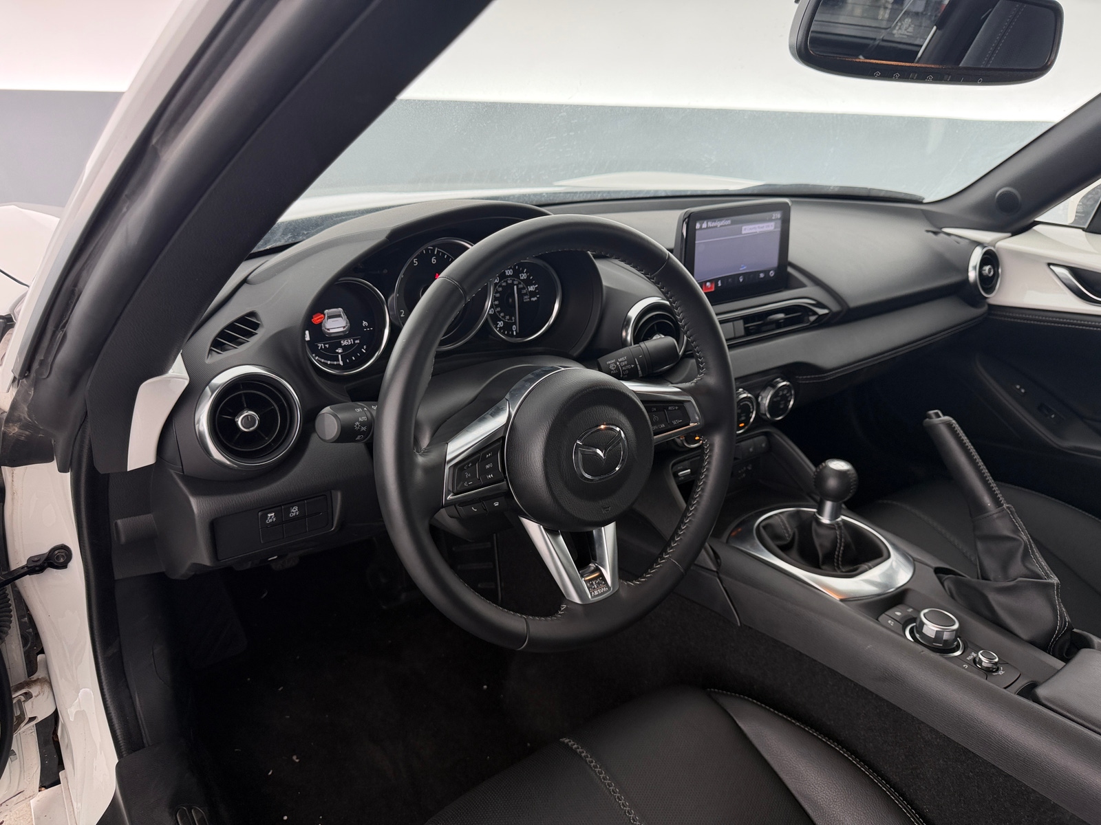 Thumbnail: 2021 Mazda MX-5 Miata - 2