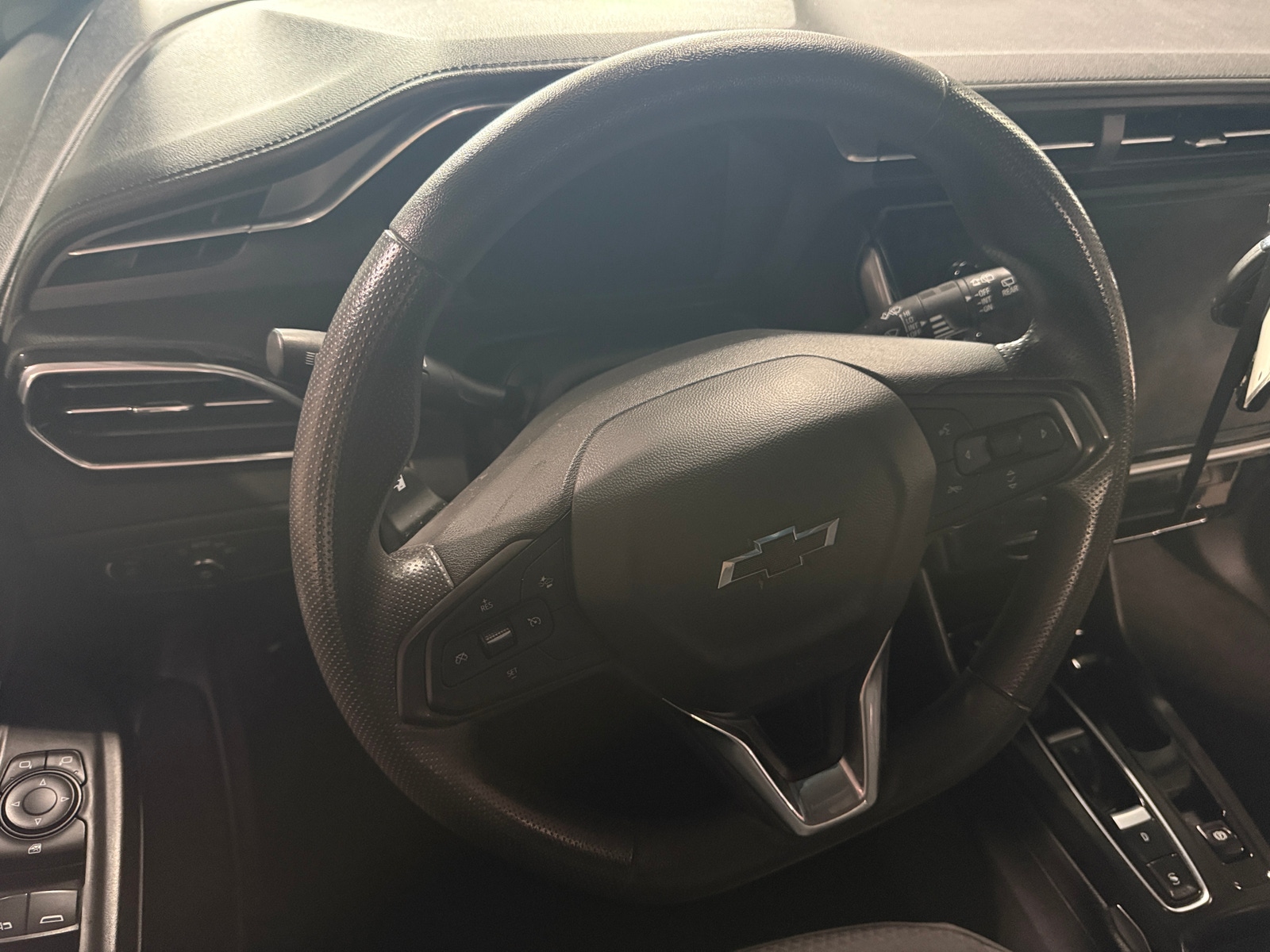 Thumbnail: 2023 Chevrolet Bolt EV - 5