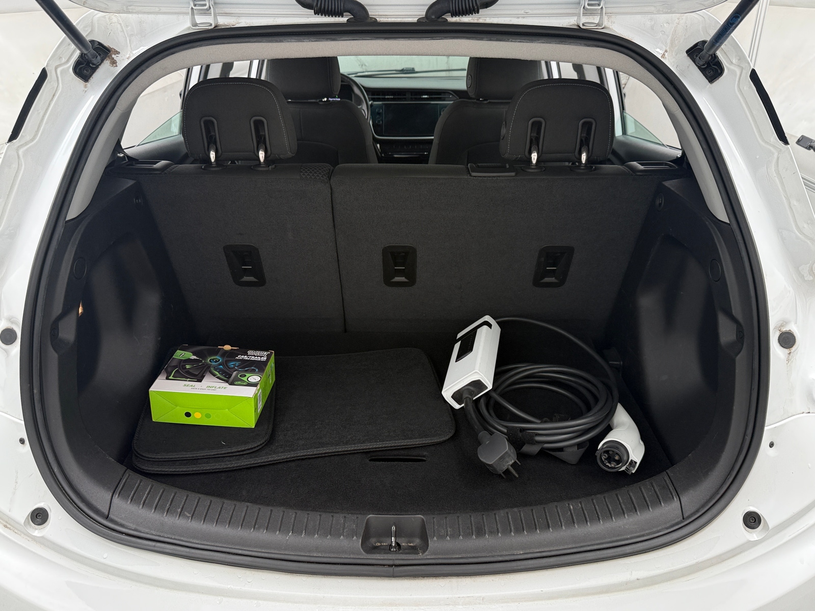 Thumbnail: 2023 Chevrolet Bolt EV - 7