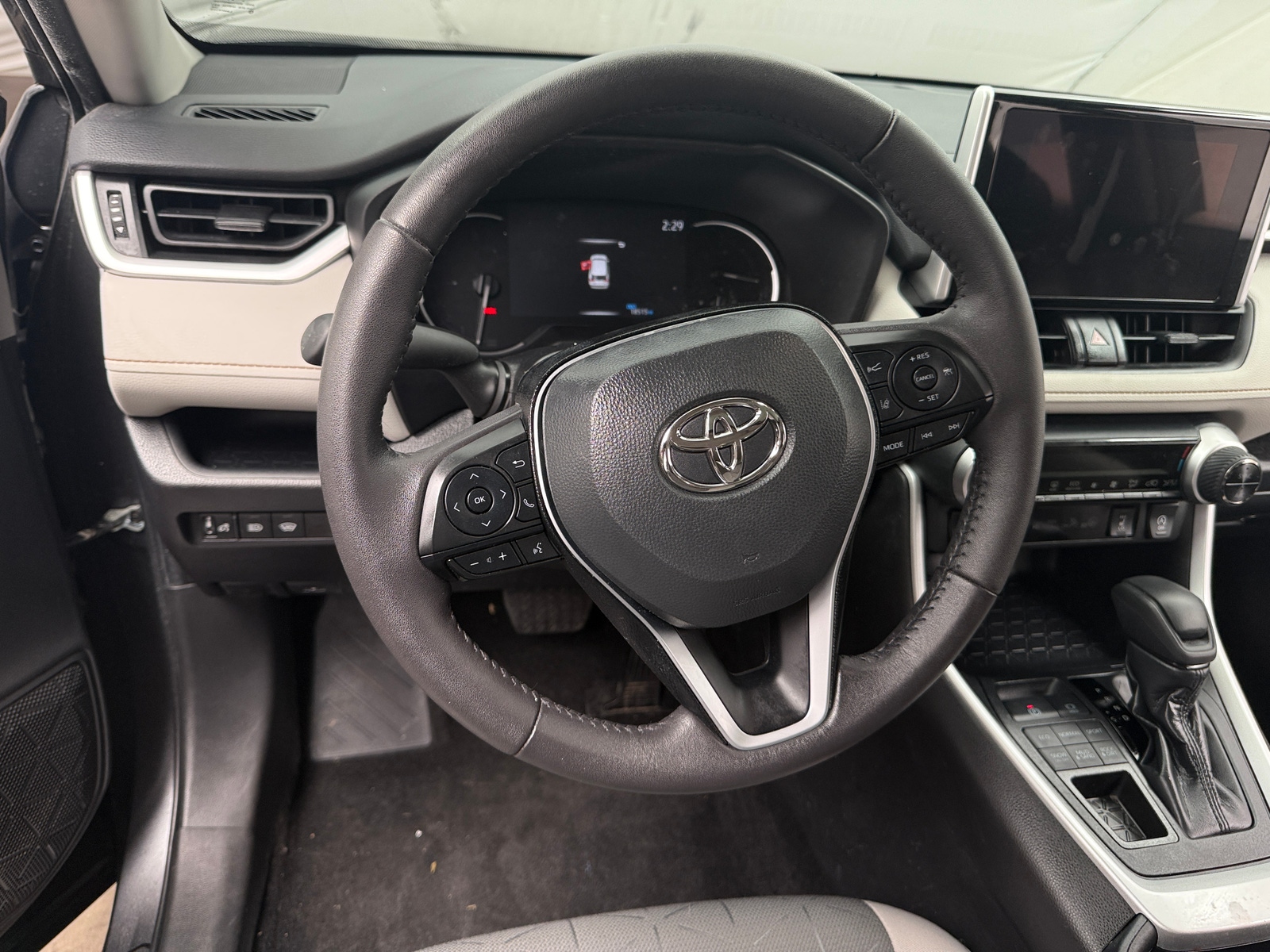 Thumbnail: 2025 Toyota RAV4 - 5